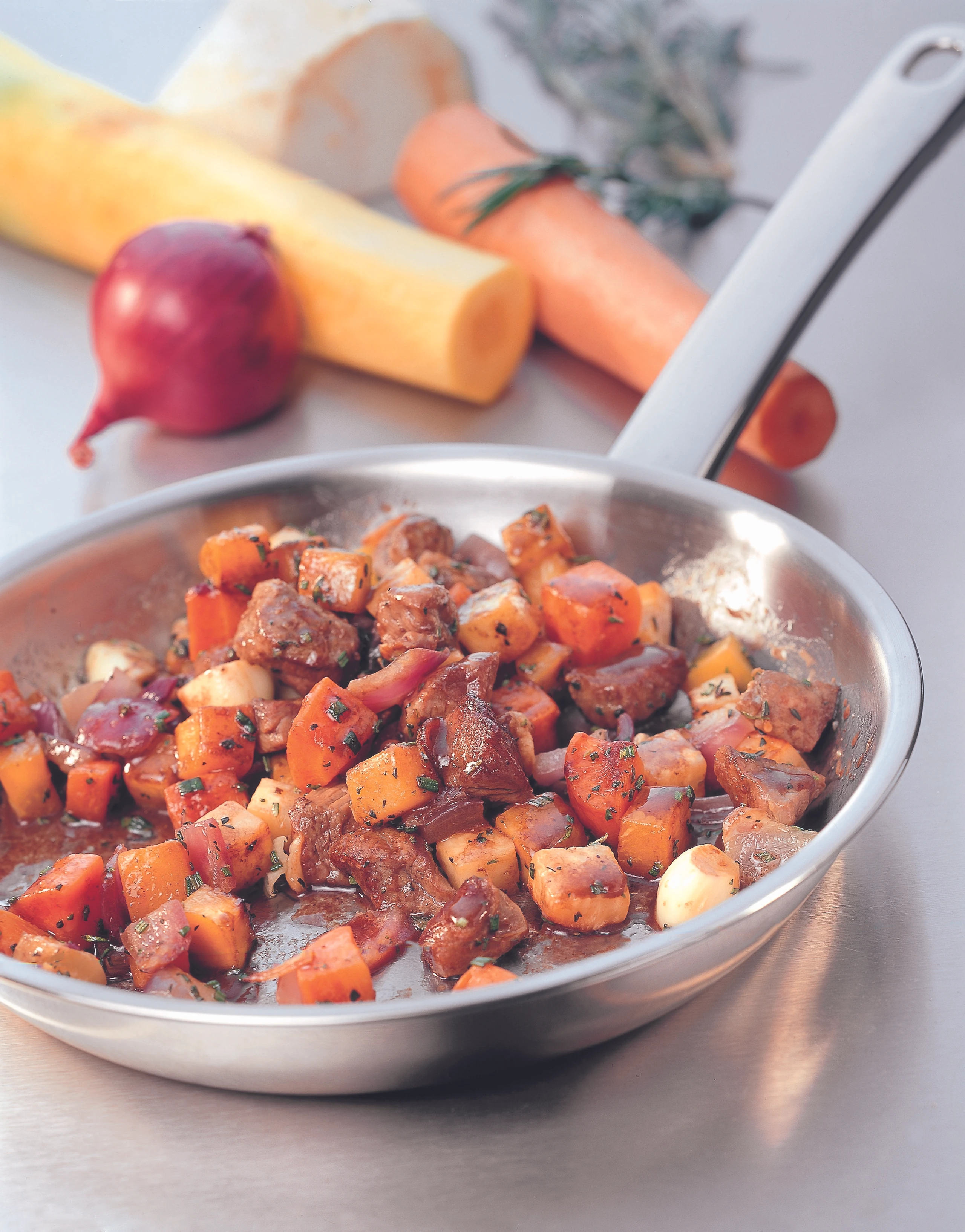 Lammragout mit Gemüse