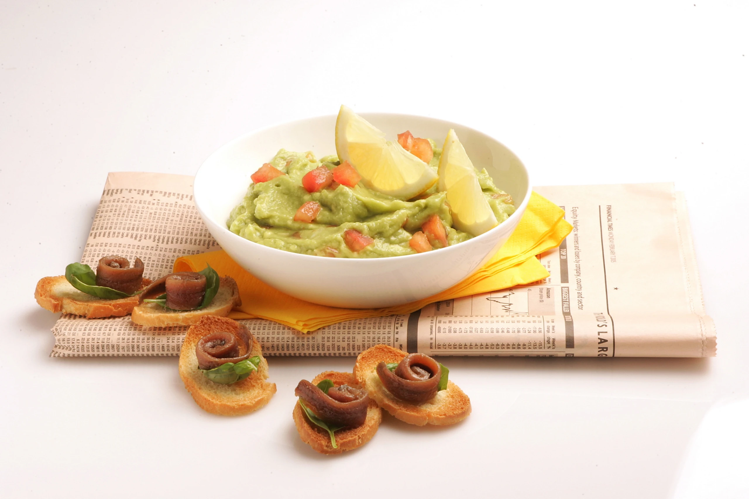 Guacamole mit Brotchips
