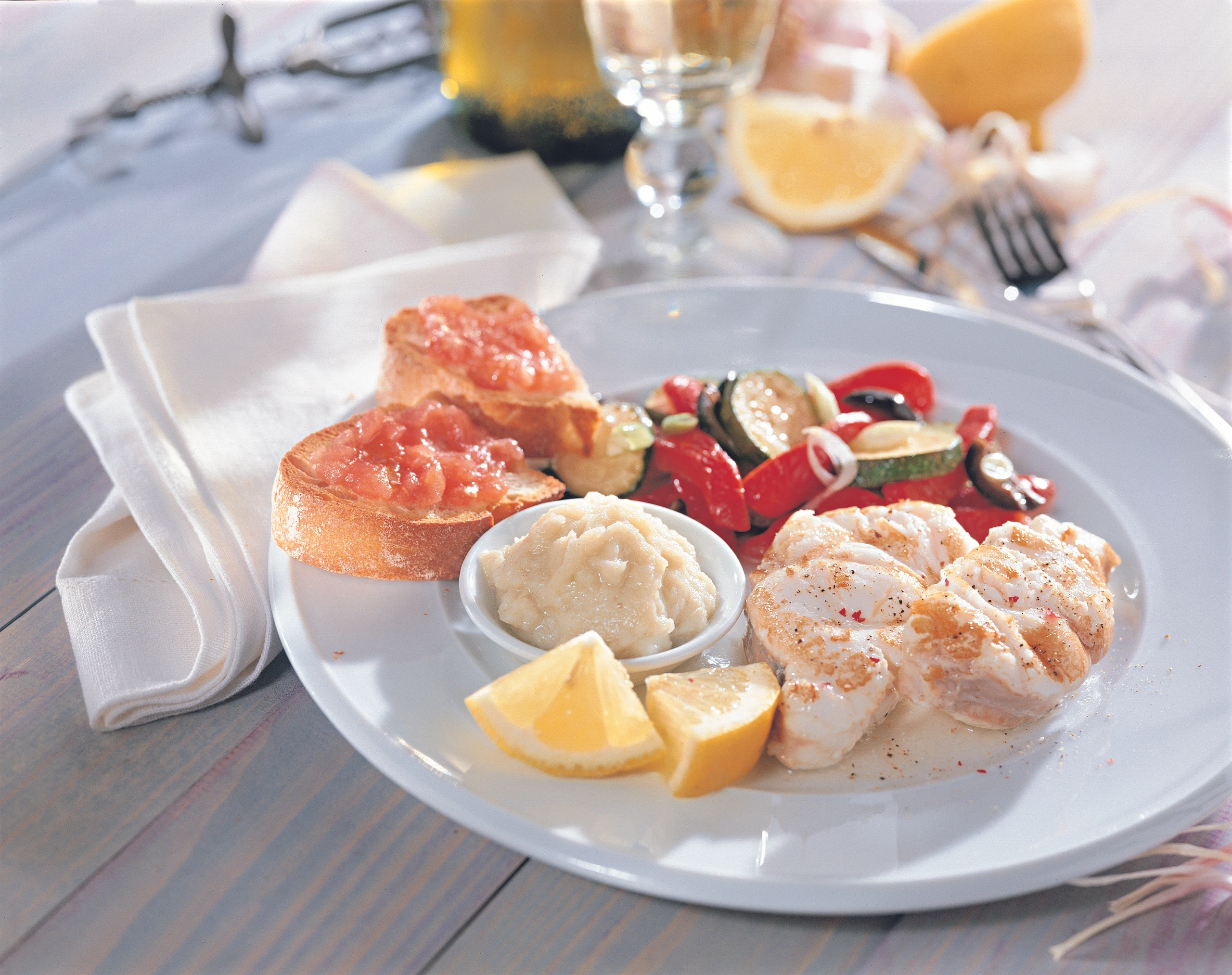 Gebratener Fisch mit Alioli