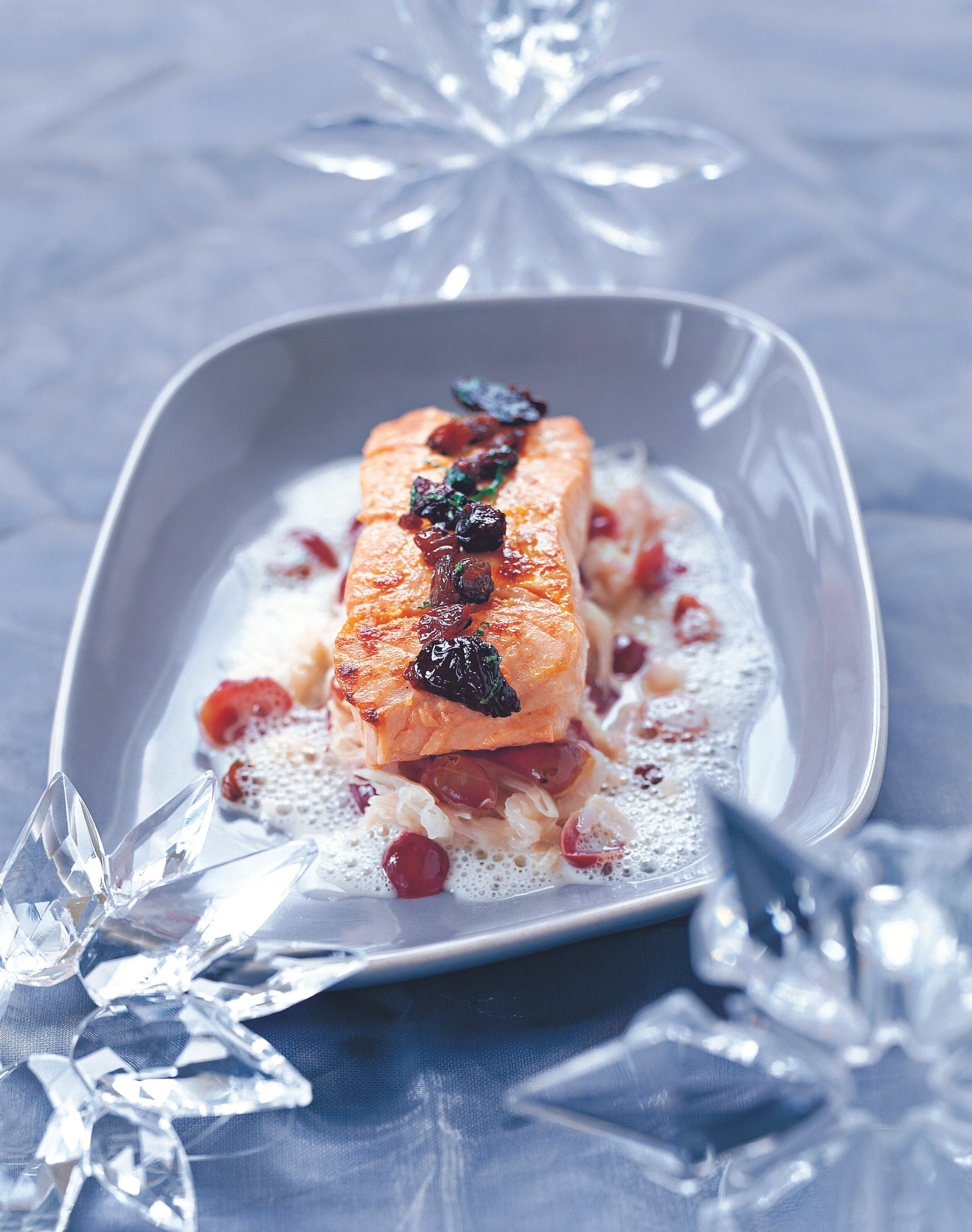 Lachsforellenfilet mit Rosinen-Pflaumenbutter