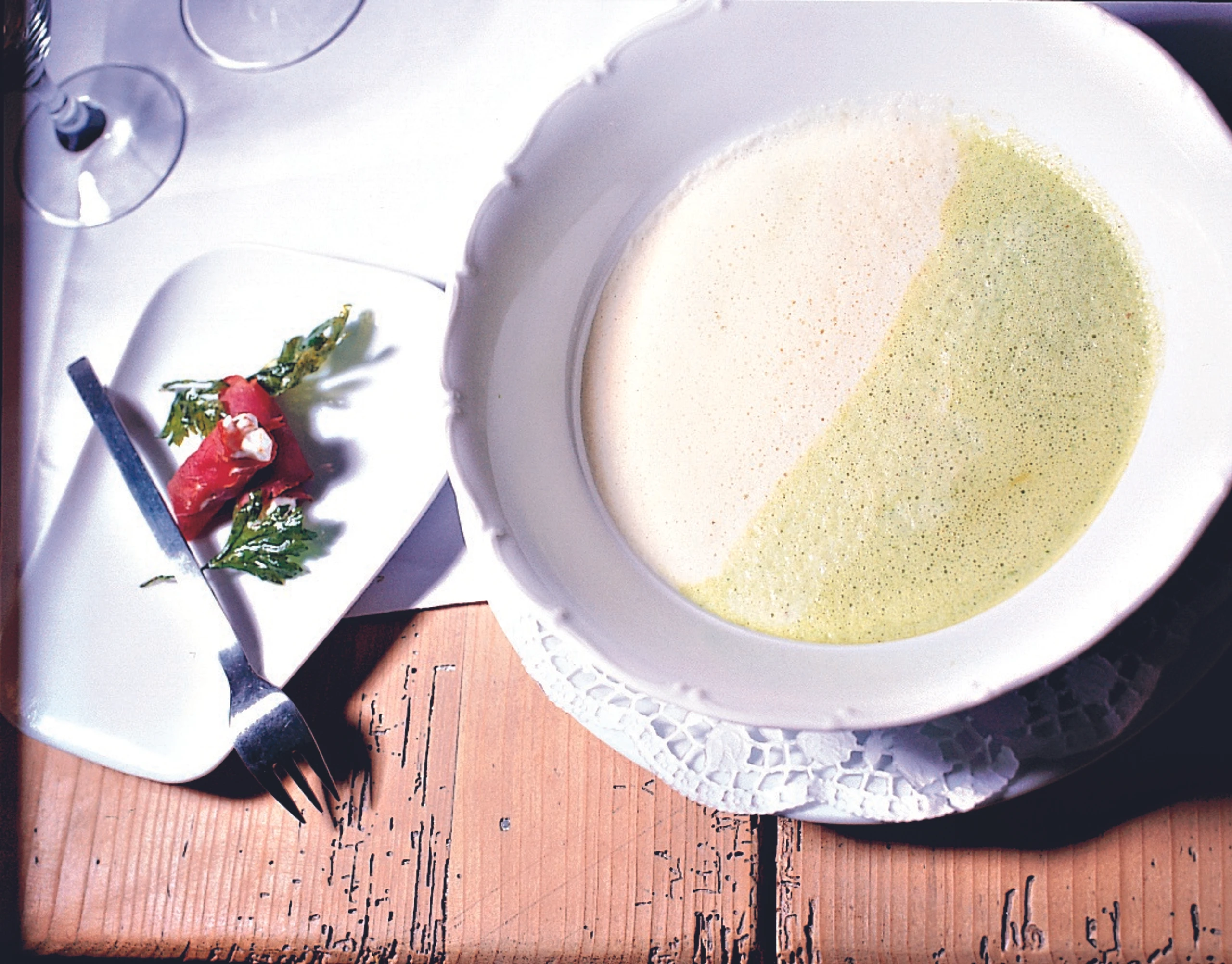 Zweierlei Petersilsuppe