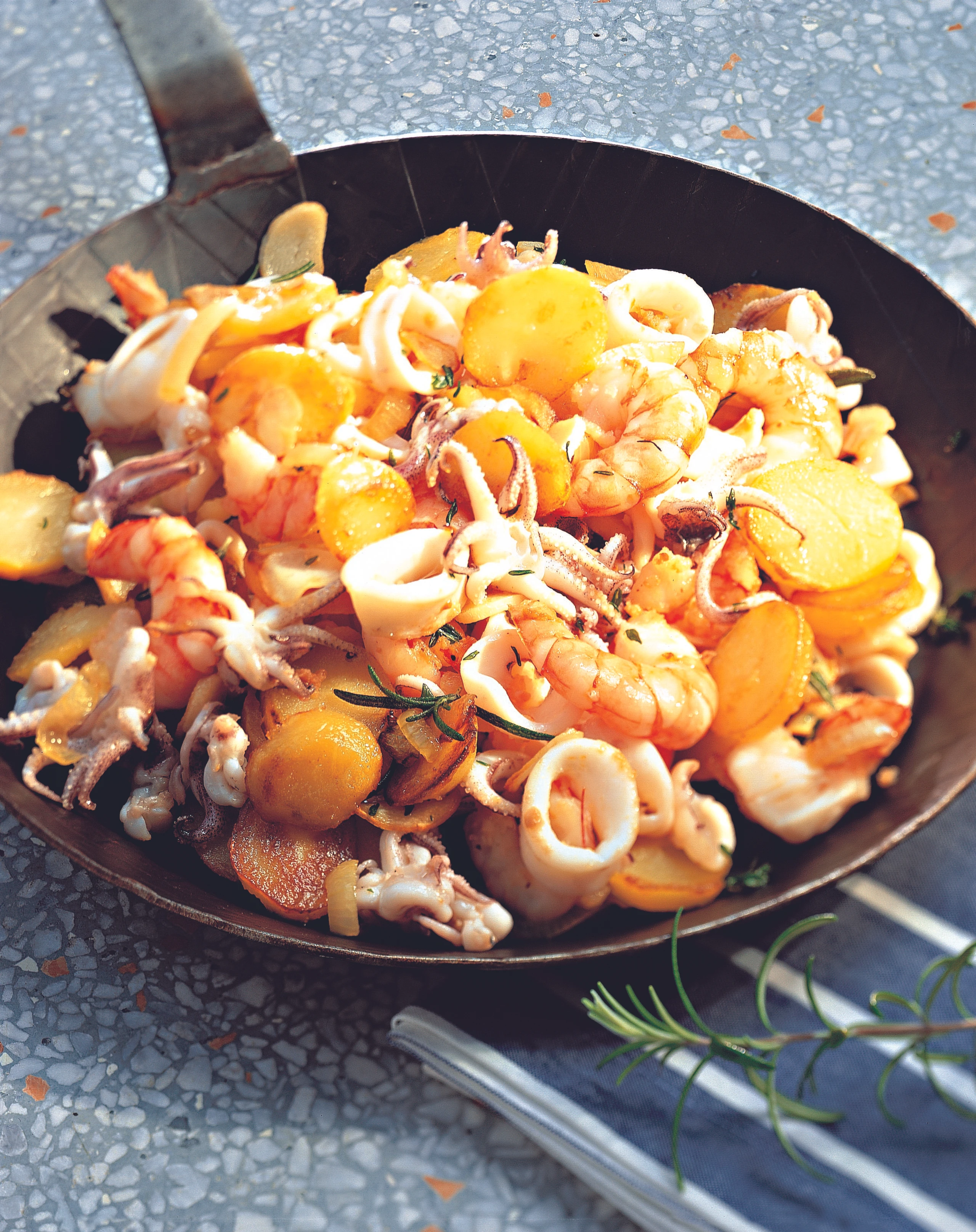 Erdäpfelgröstl mit Meeresfrüchten