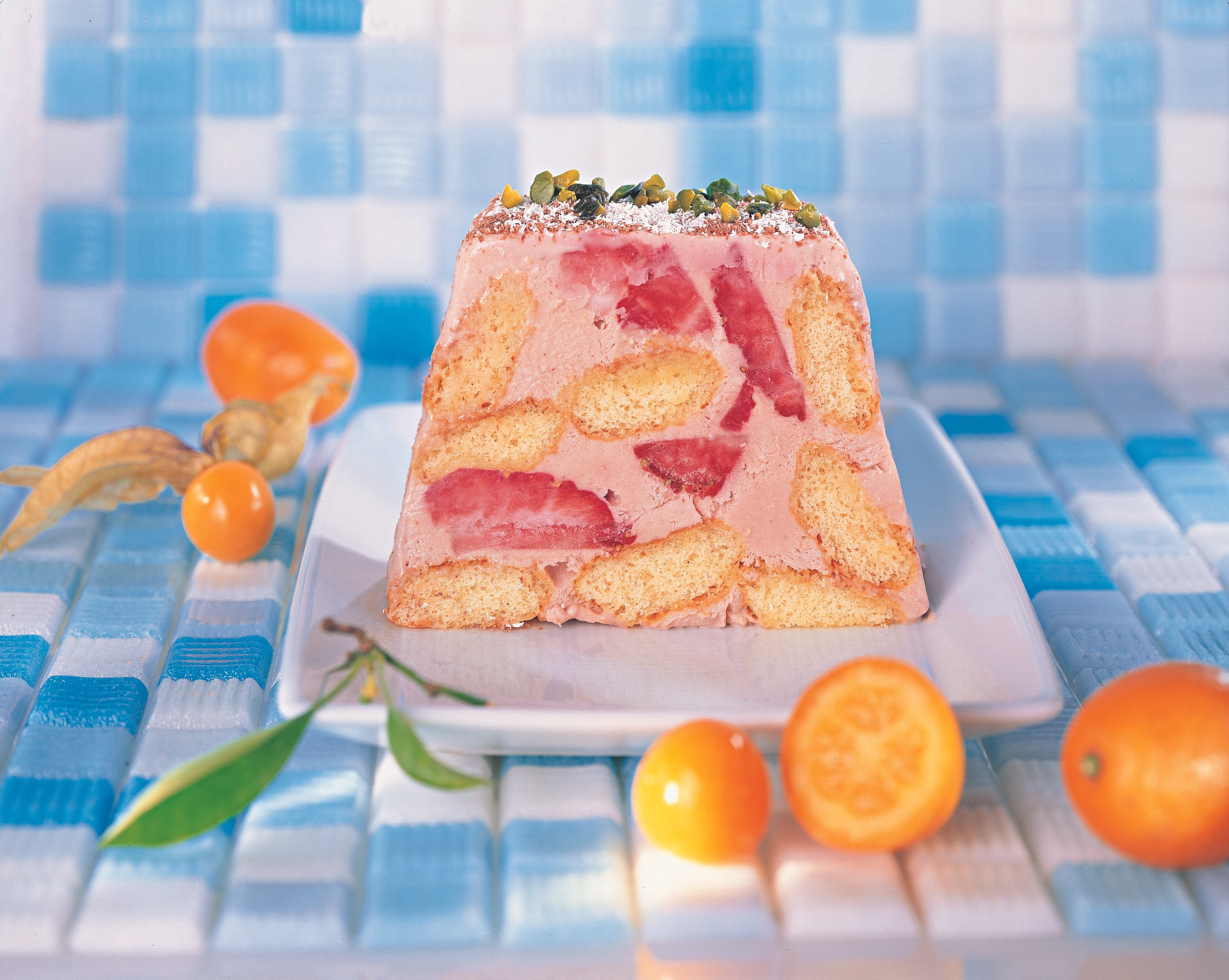 Geeistes Erdbeer-Tiramisu