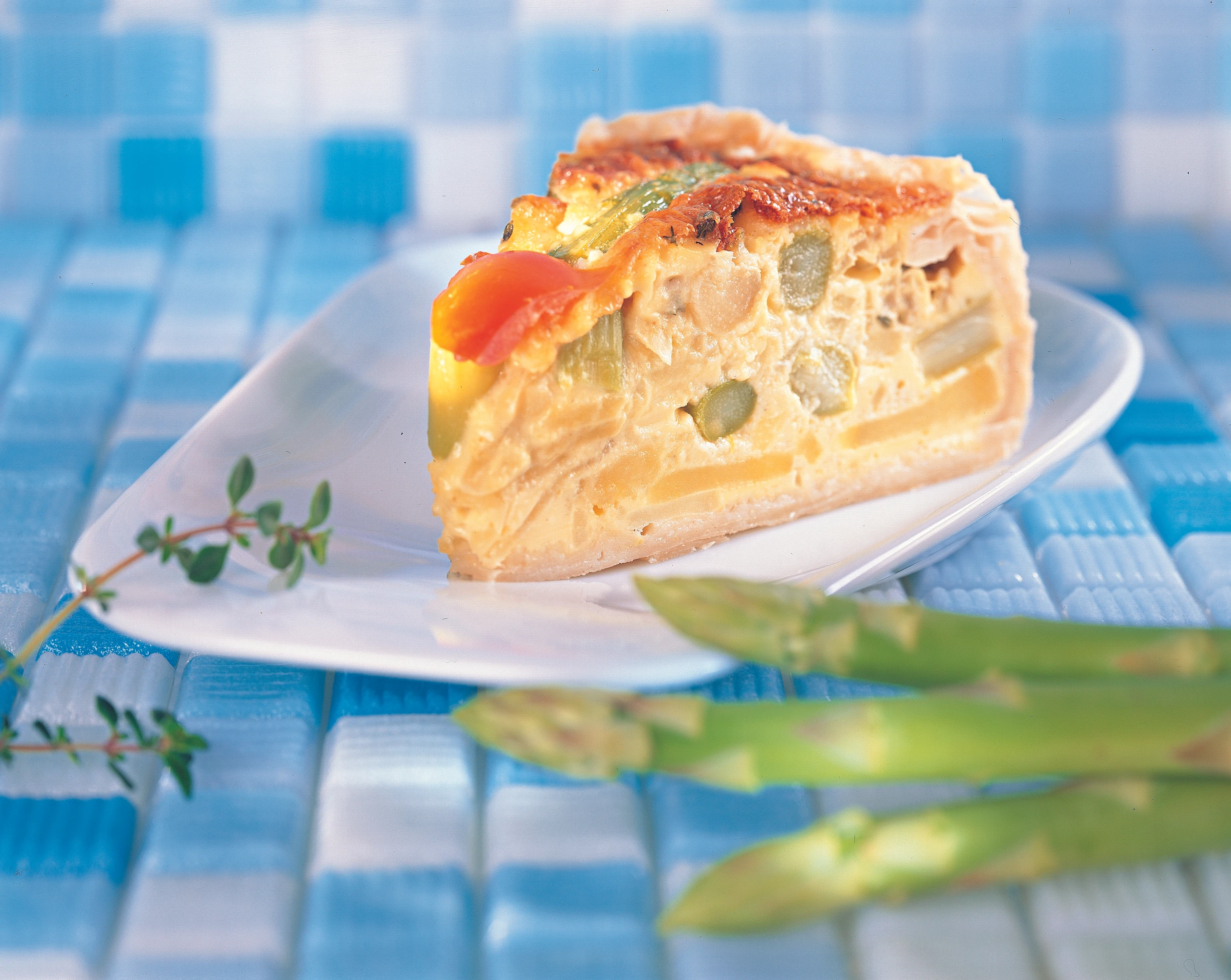 Spargel-Quiche mit Erdäpfeln