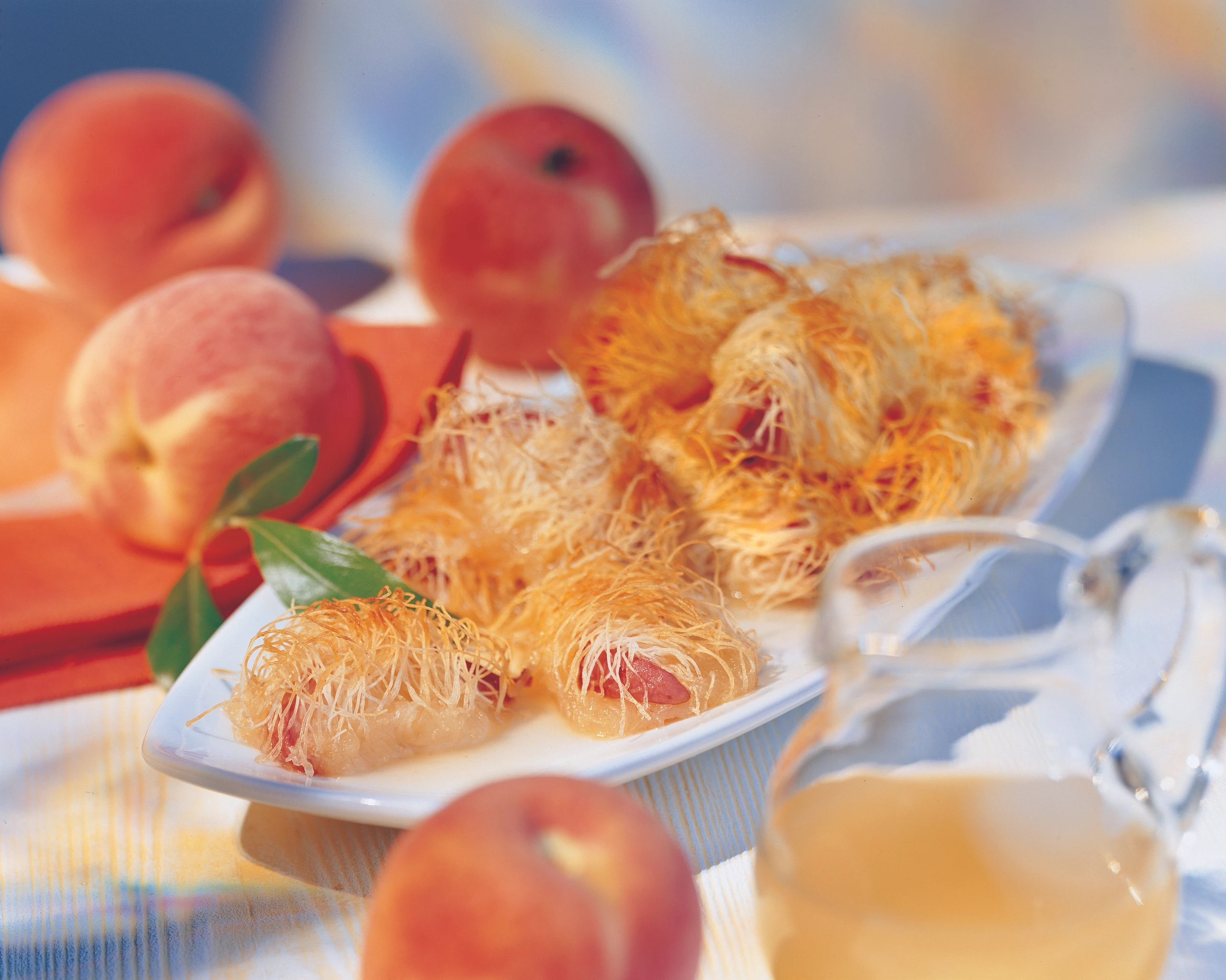 Kadayif mit Pfirsichen