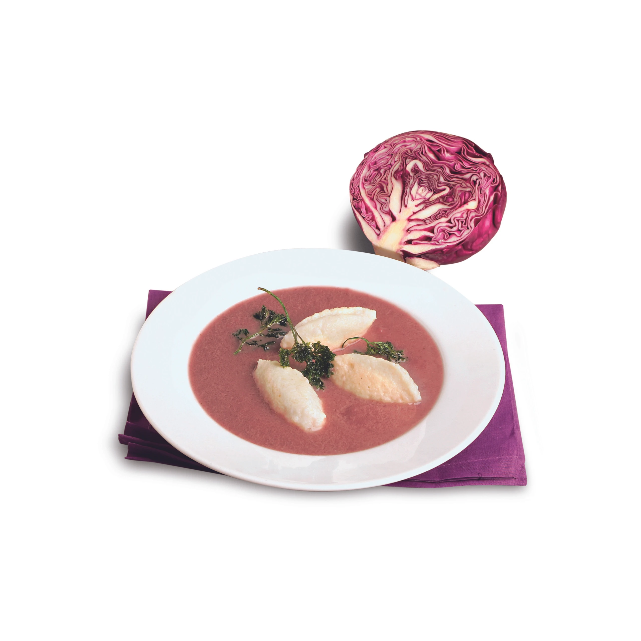 Rotkrautsuppe mit Ziegenkäsenockerln