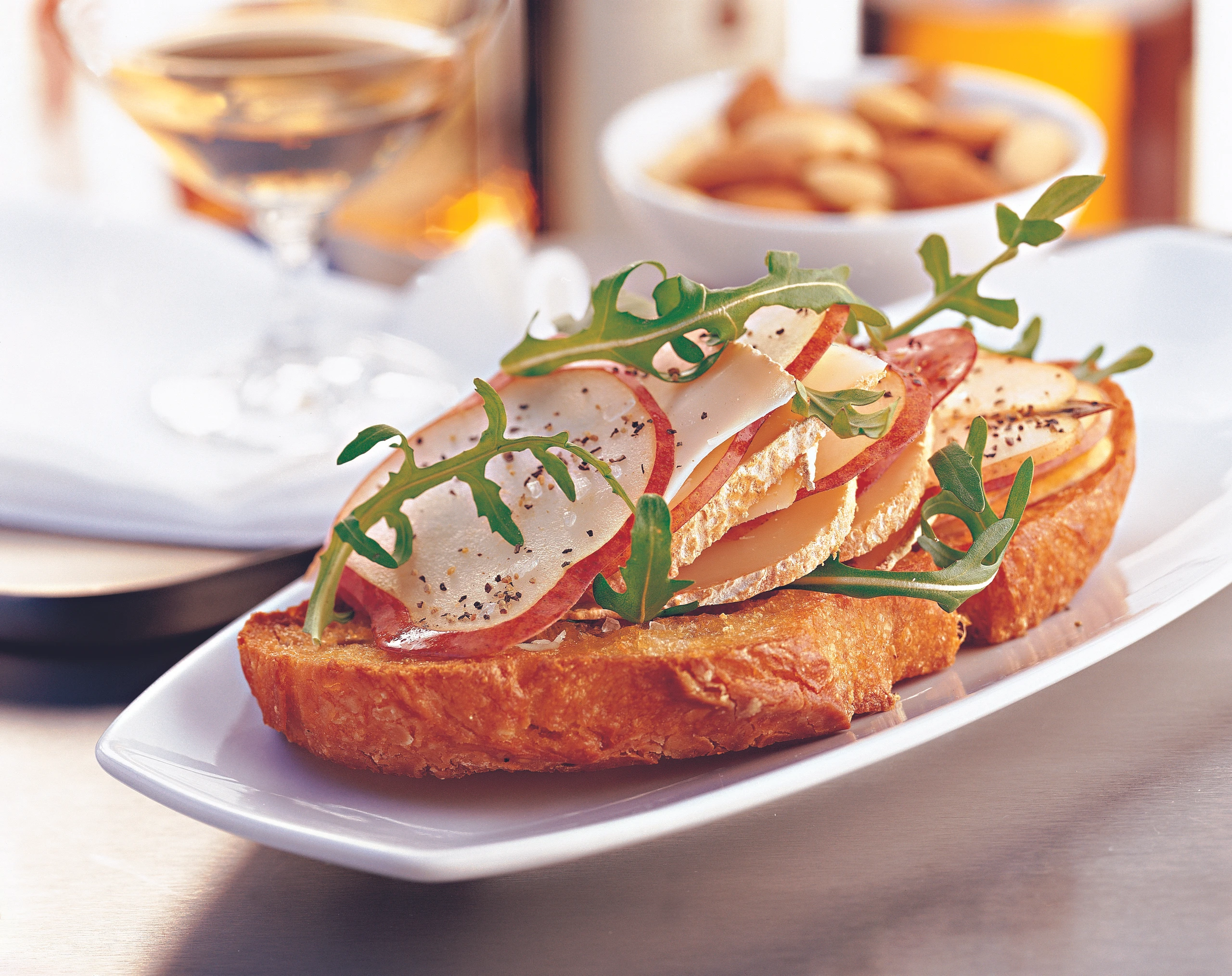 Ziegenkäse-Birnen-Bruschetta