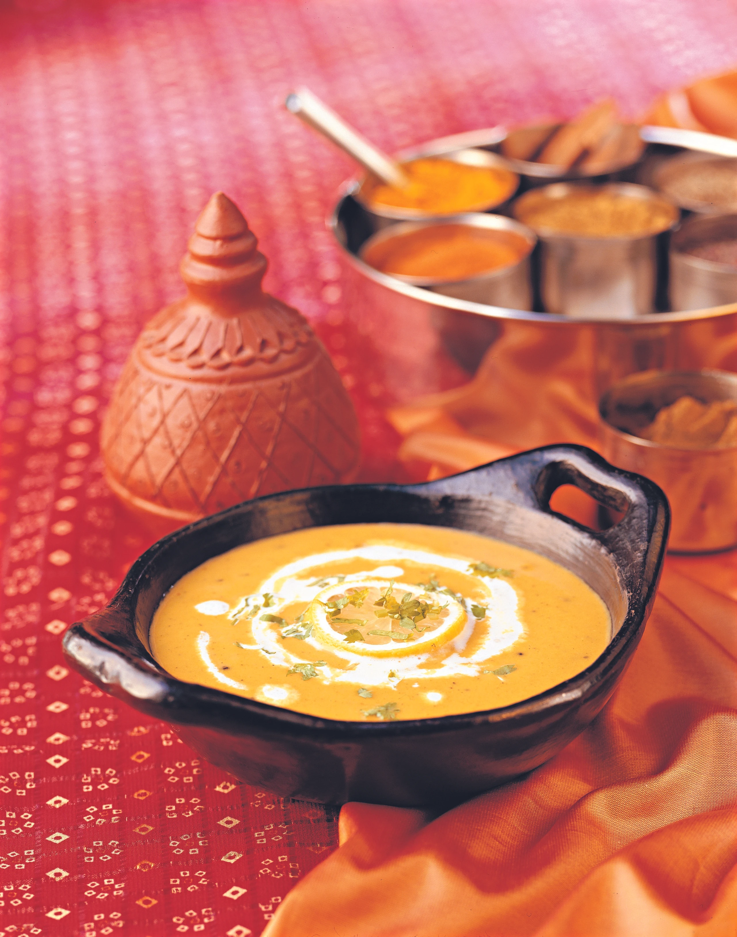 Dal Shobra: Indische Linsencremesuppe