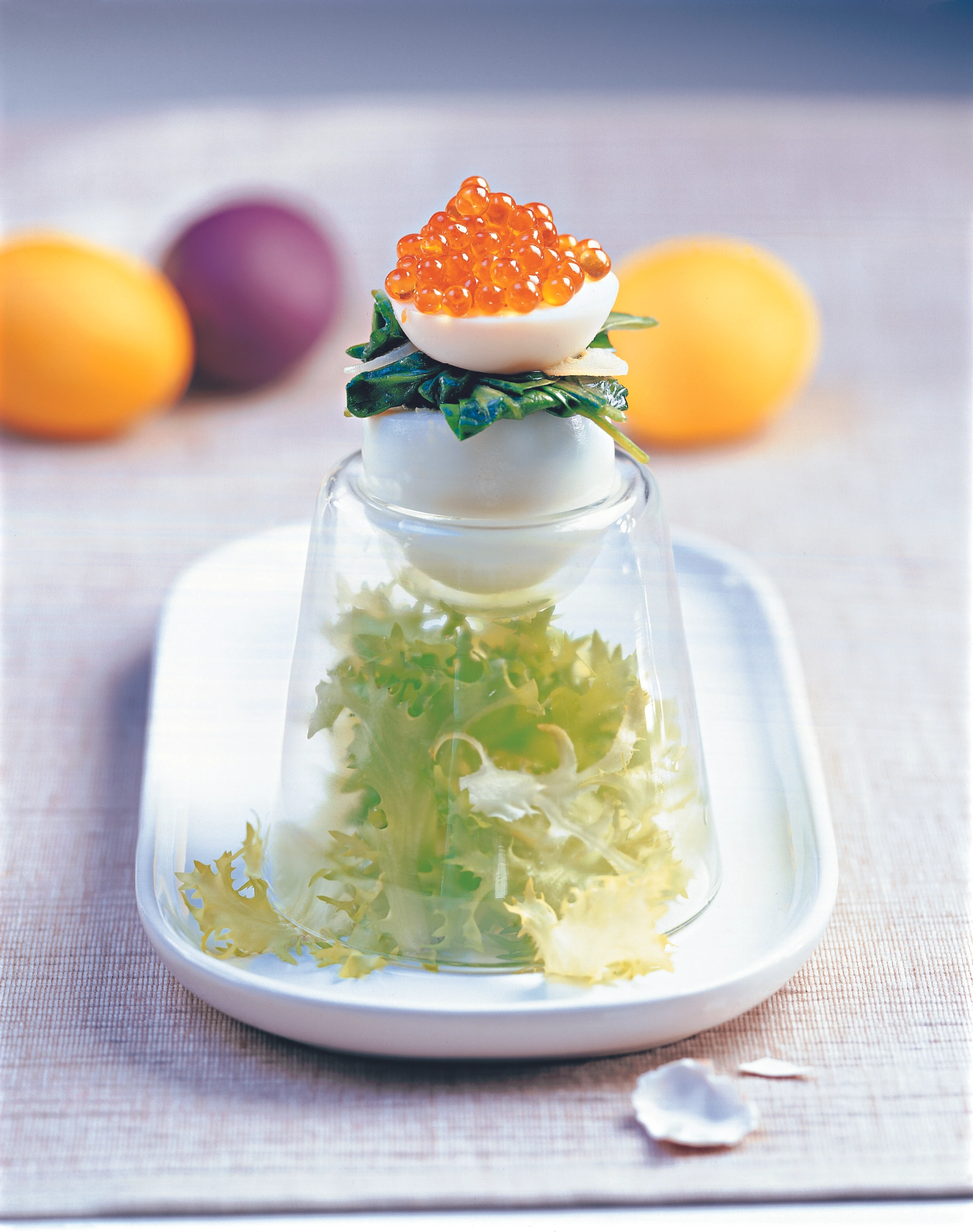 Gefüllte Eier mit Spinat und Kaviar