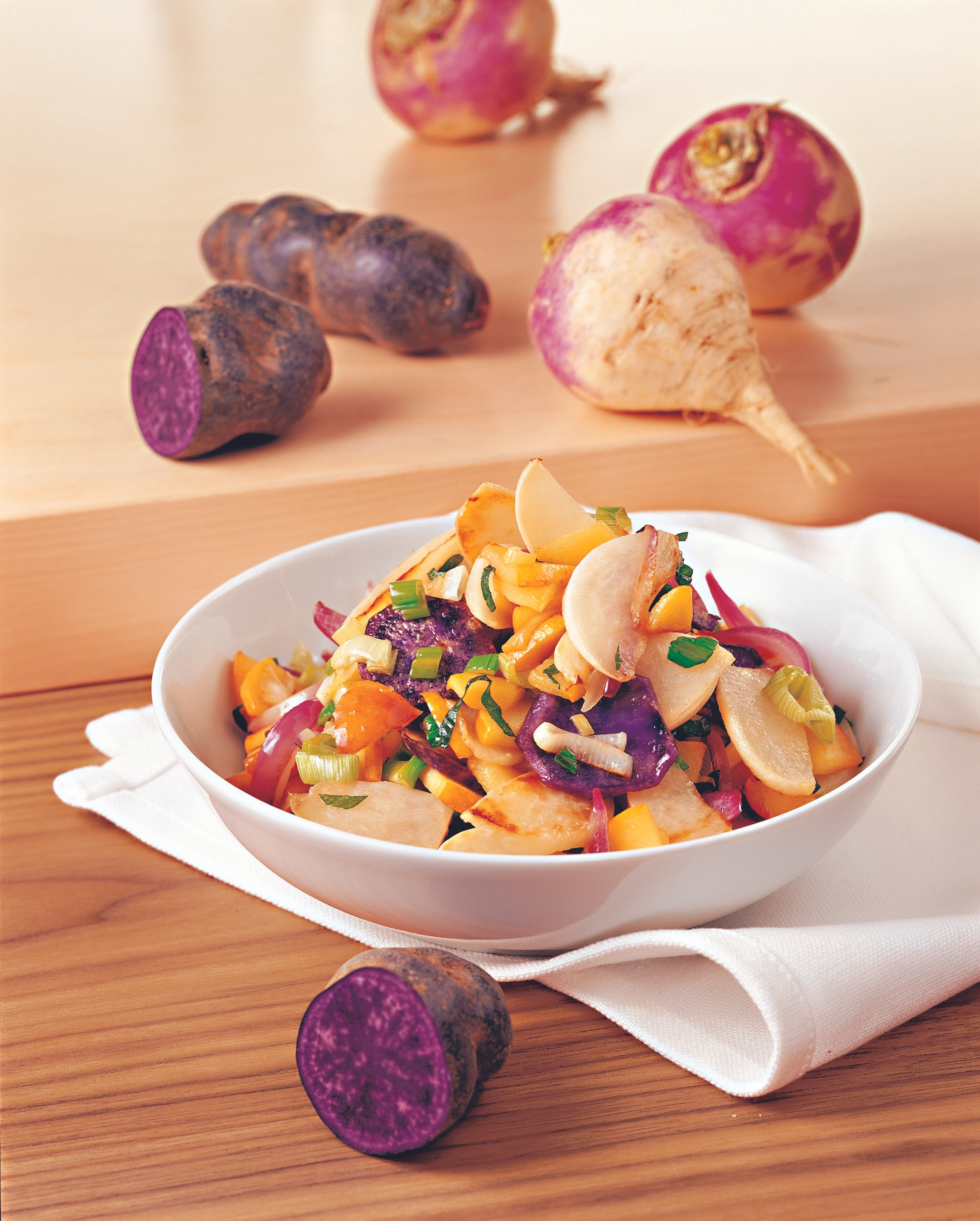 Steckrüben mit Lila Erdäpfeln