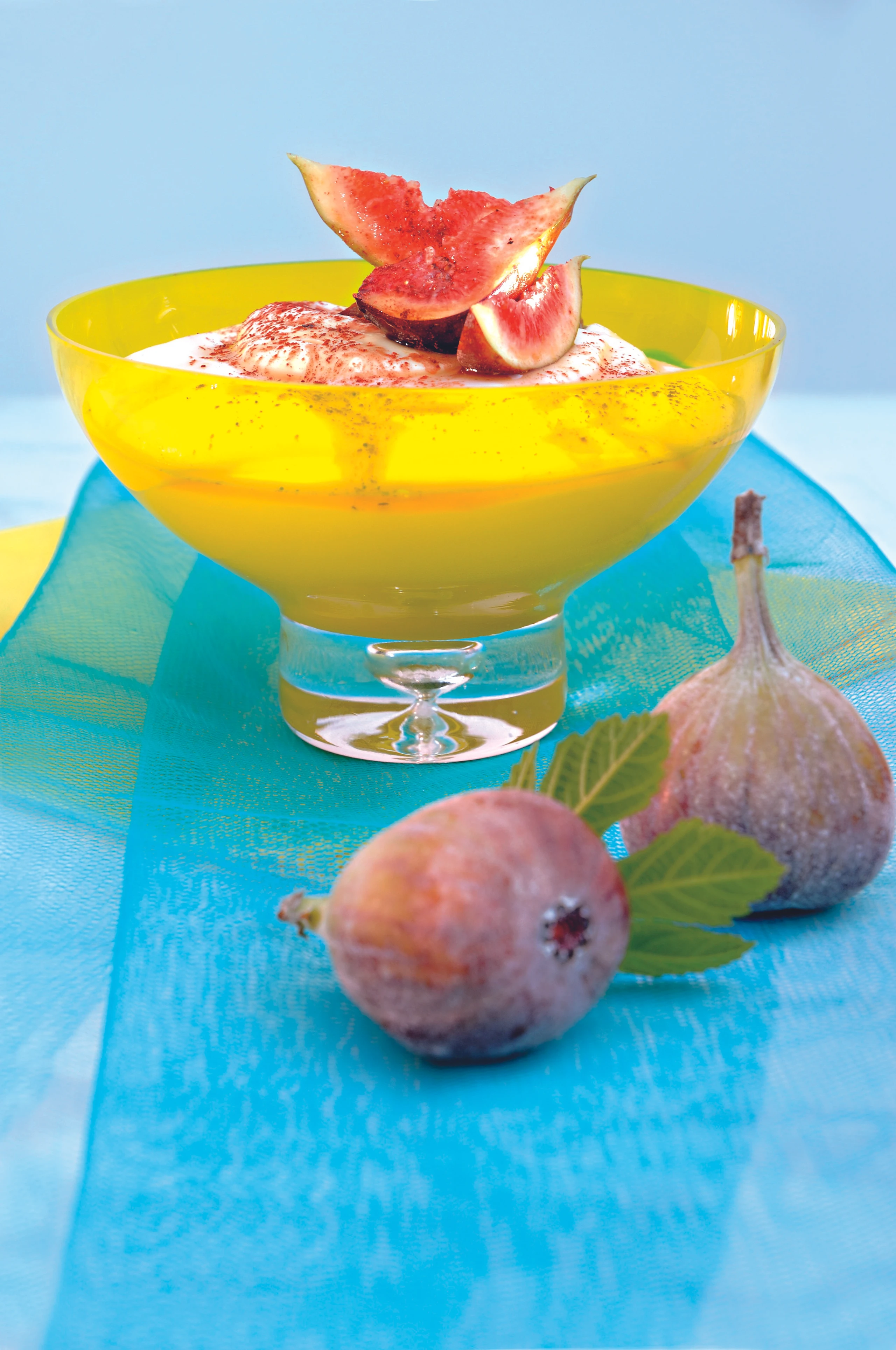 Topfencreme mit Feigen