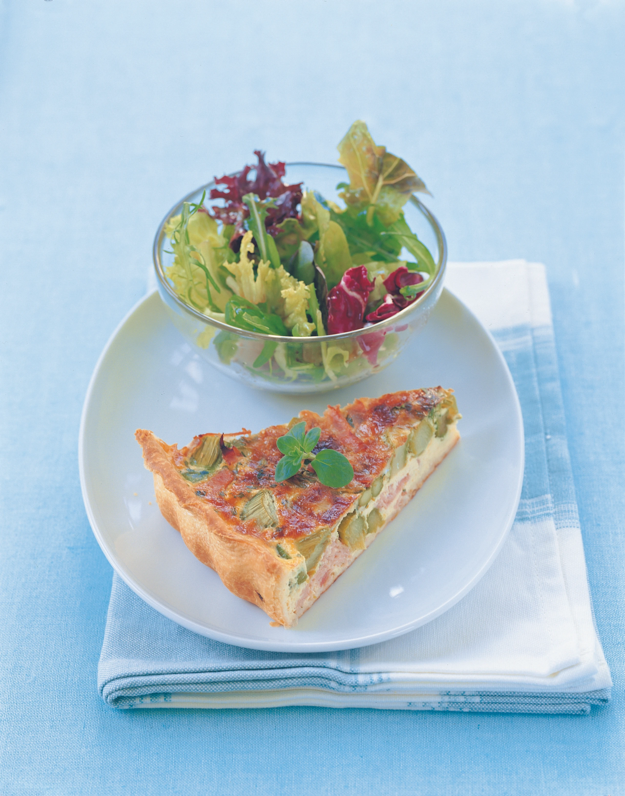 Spargeltarte mit Schinken