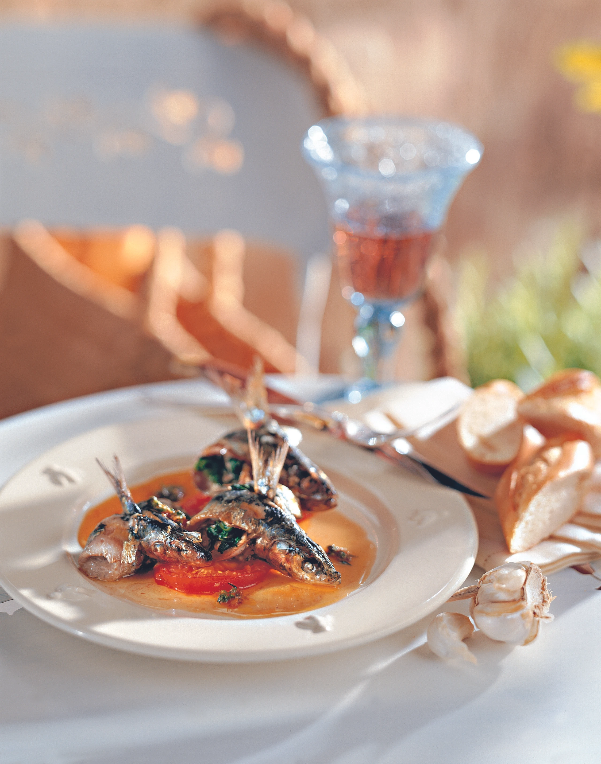 Mit Spinat gefüllte Sardinen