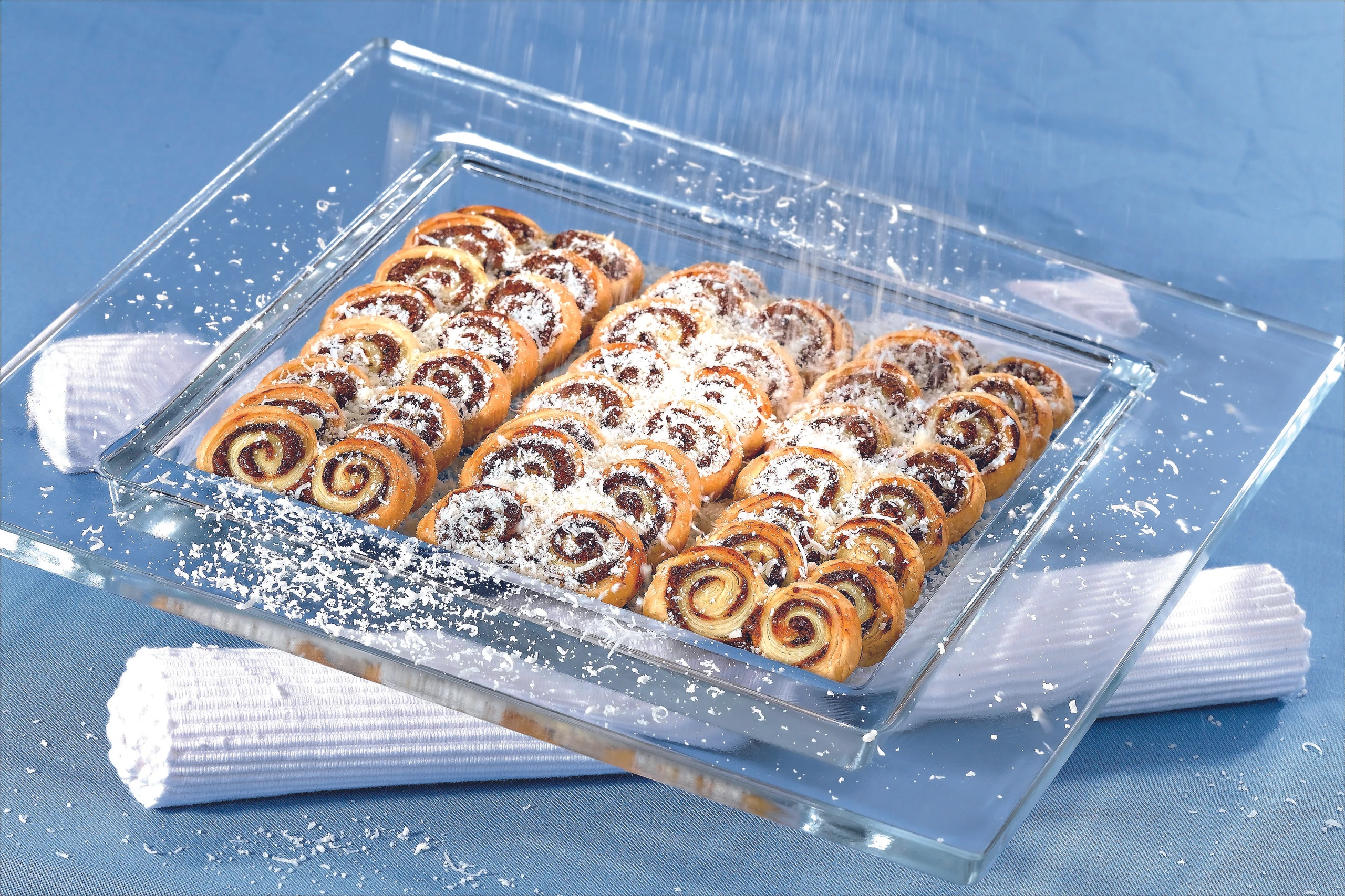 Sardellenschnecken mit Parmesanschnee