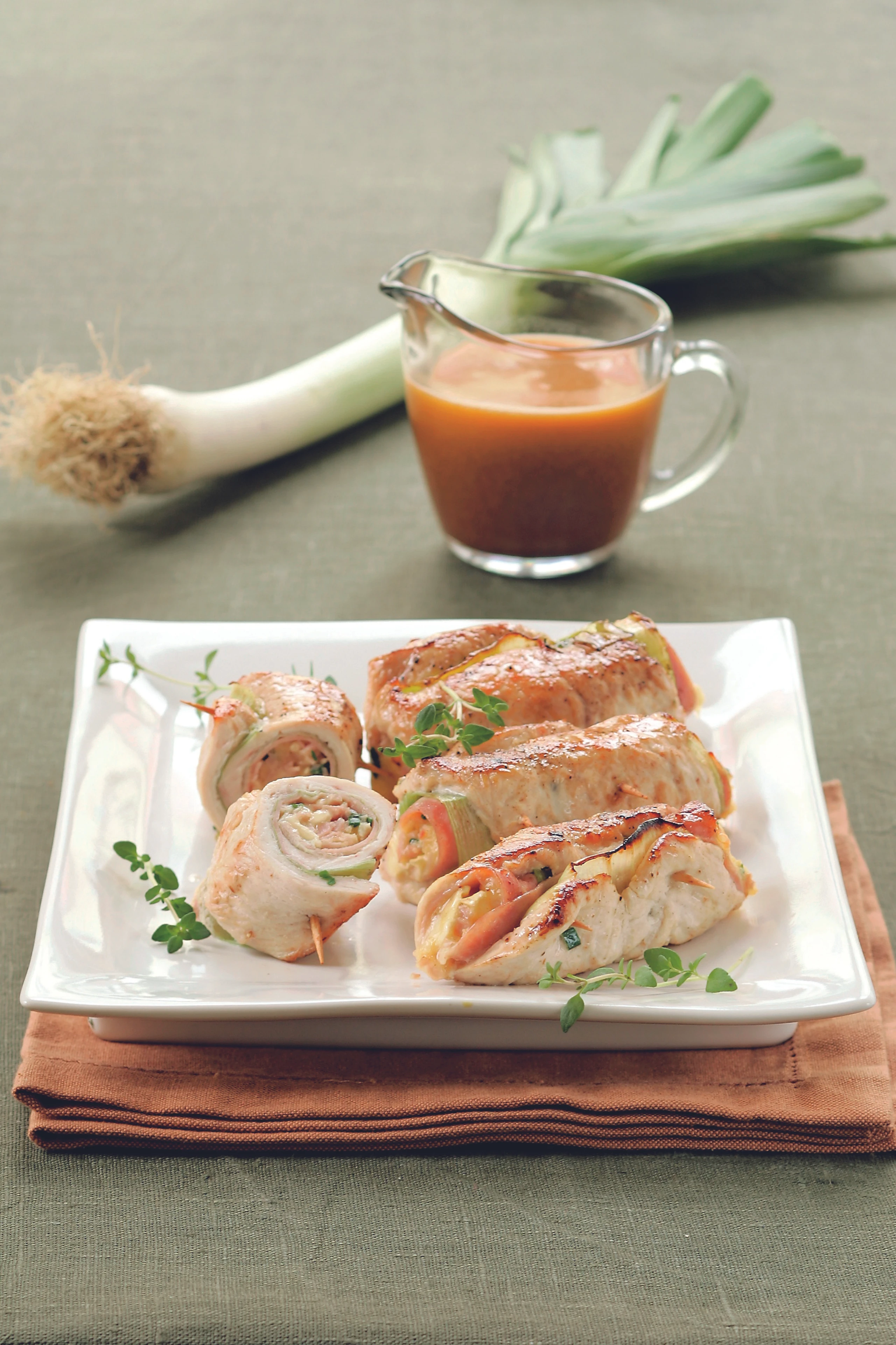 Putenröllchen mit Camembert-Schinkenfülle