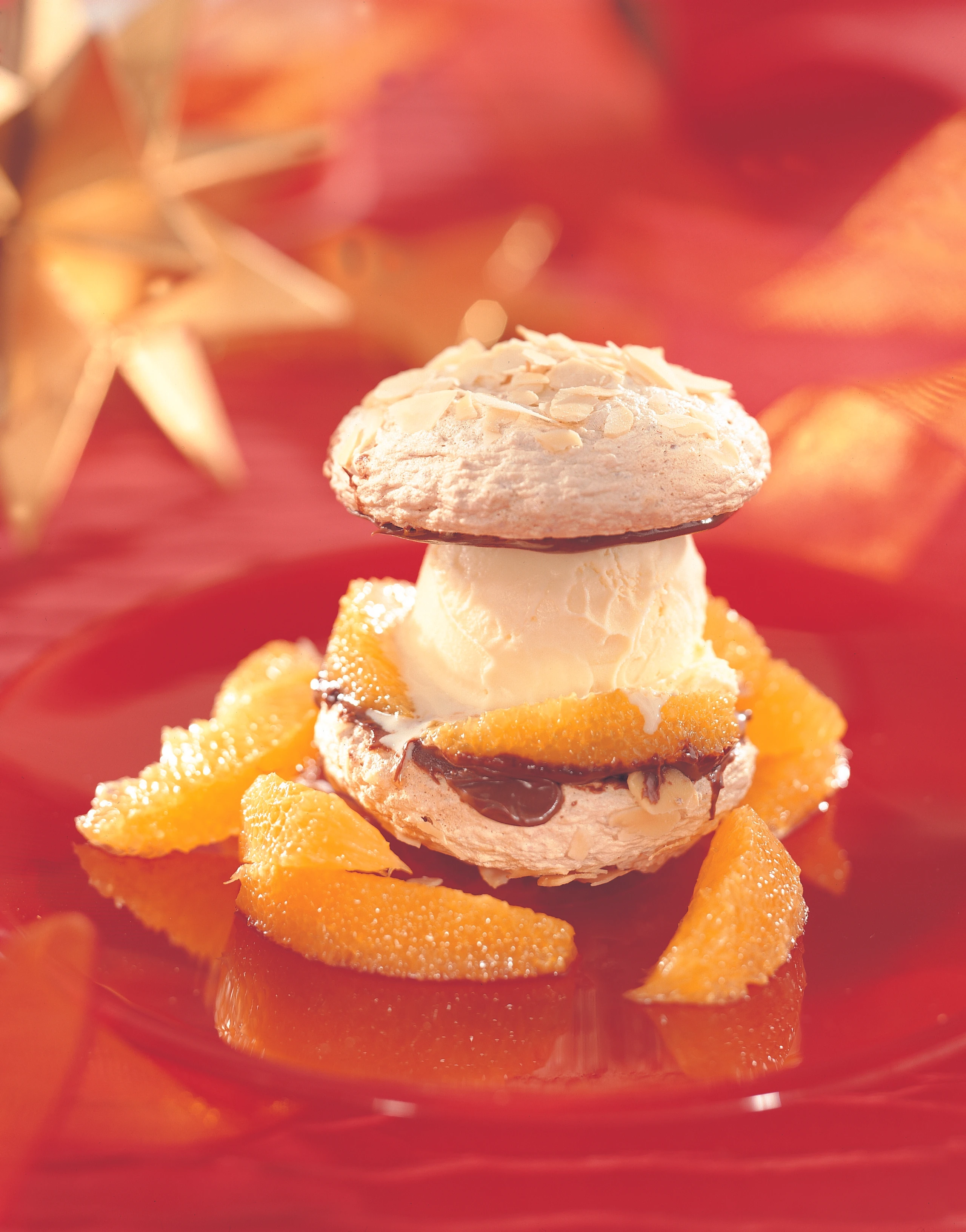 Mandel-Busserl mit Eis