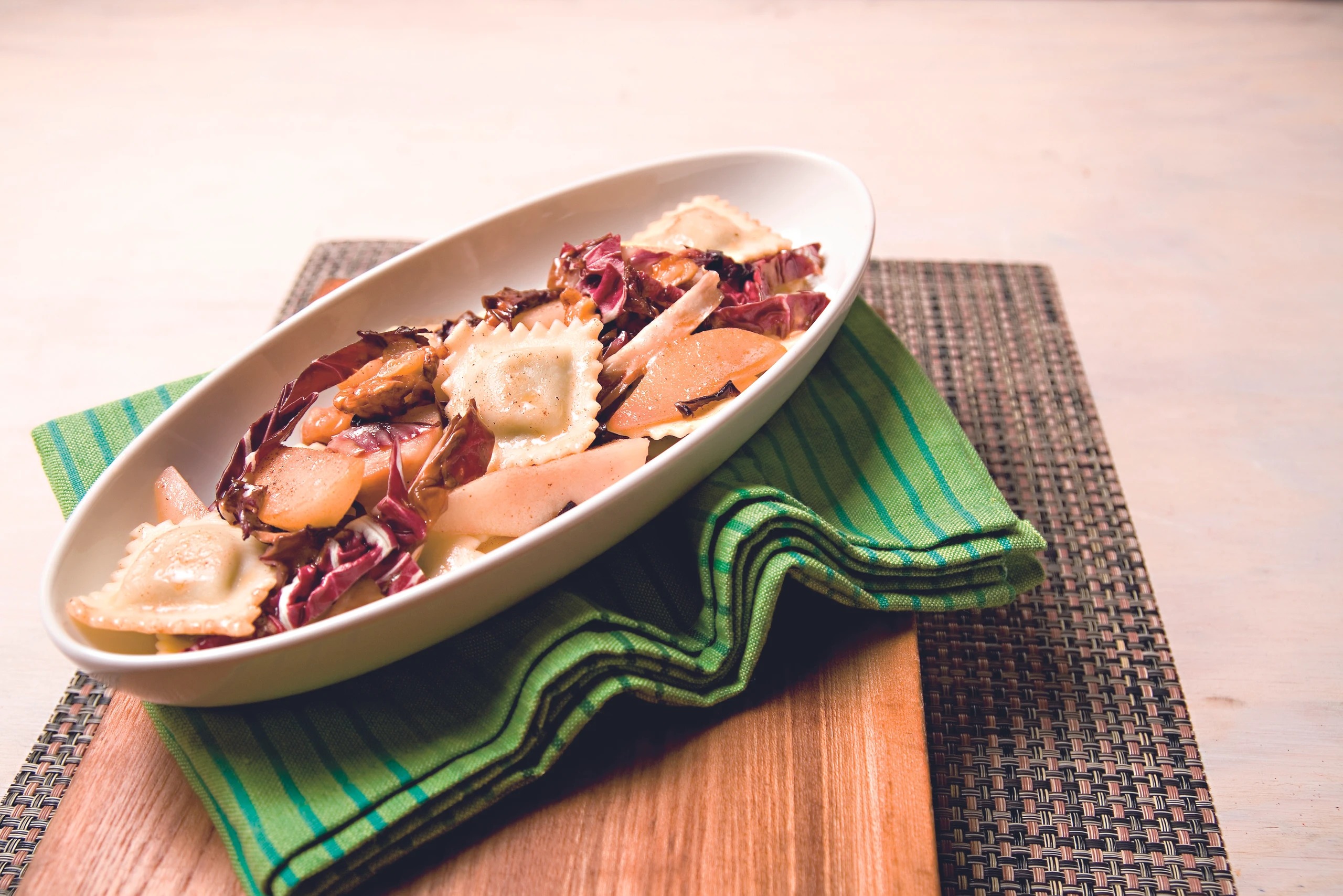 Spinat-Ravioli Radicchio-Birne