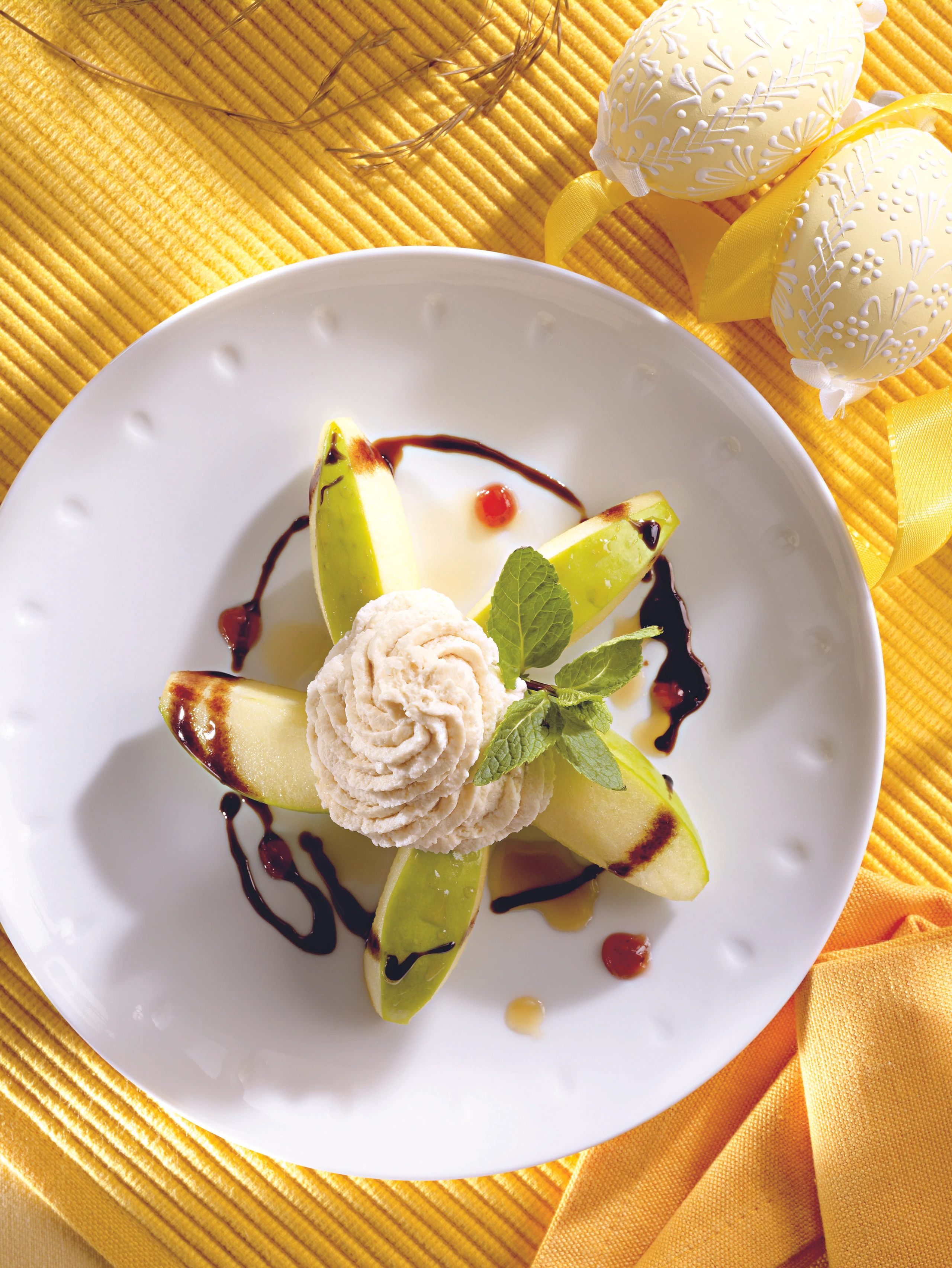 Balsamico-Schaum mit Äpfeln