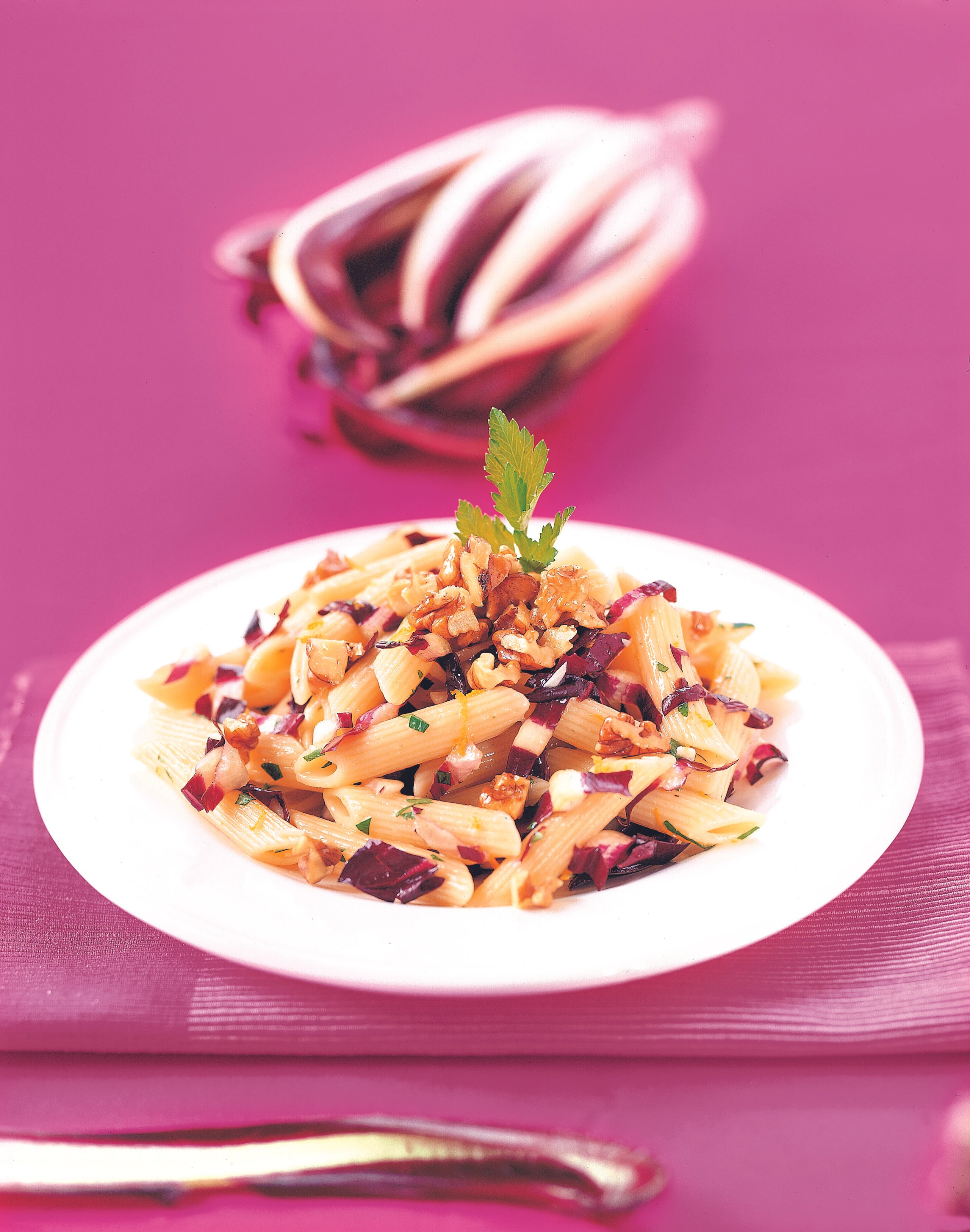 Penne mit Radicchio und Walnüssen