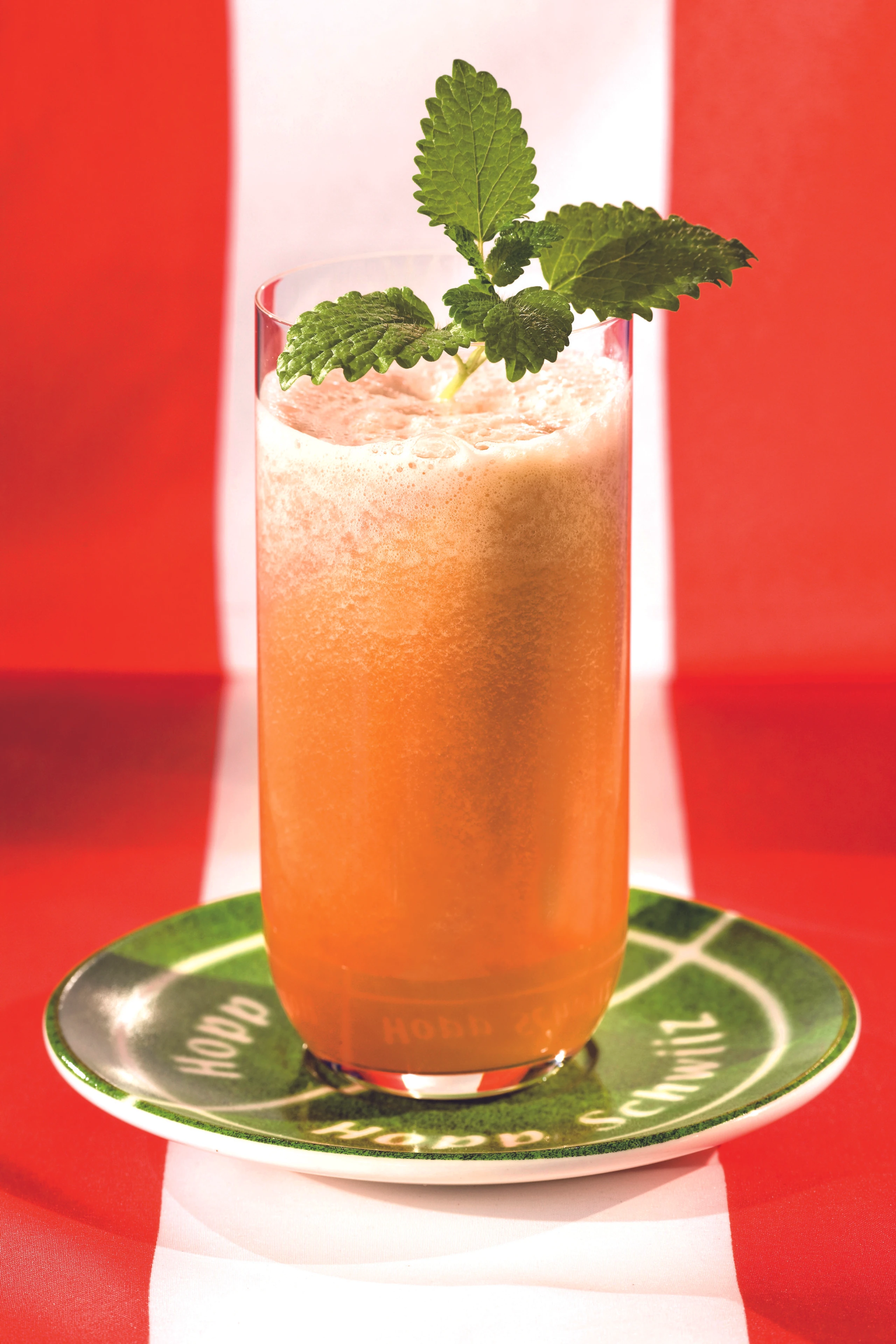 Stay-Cool-Drink mit Melone und grünem Tee