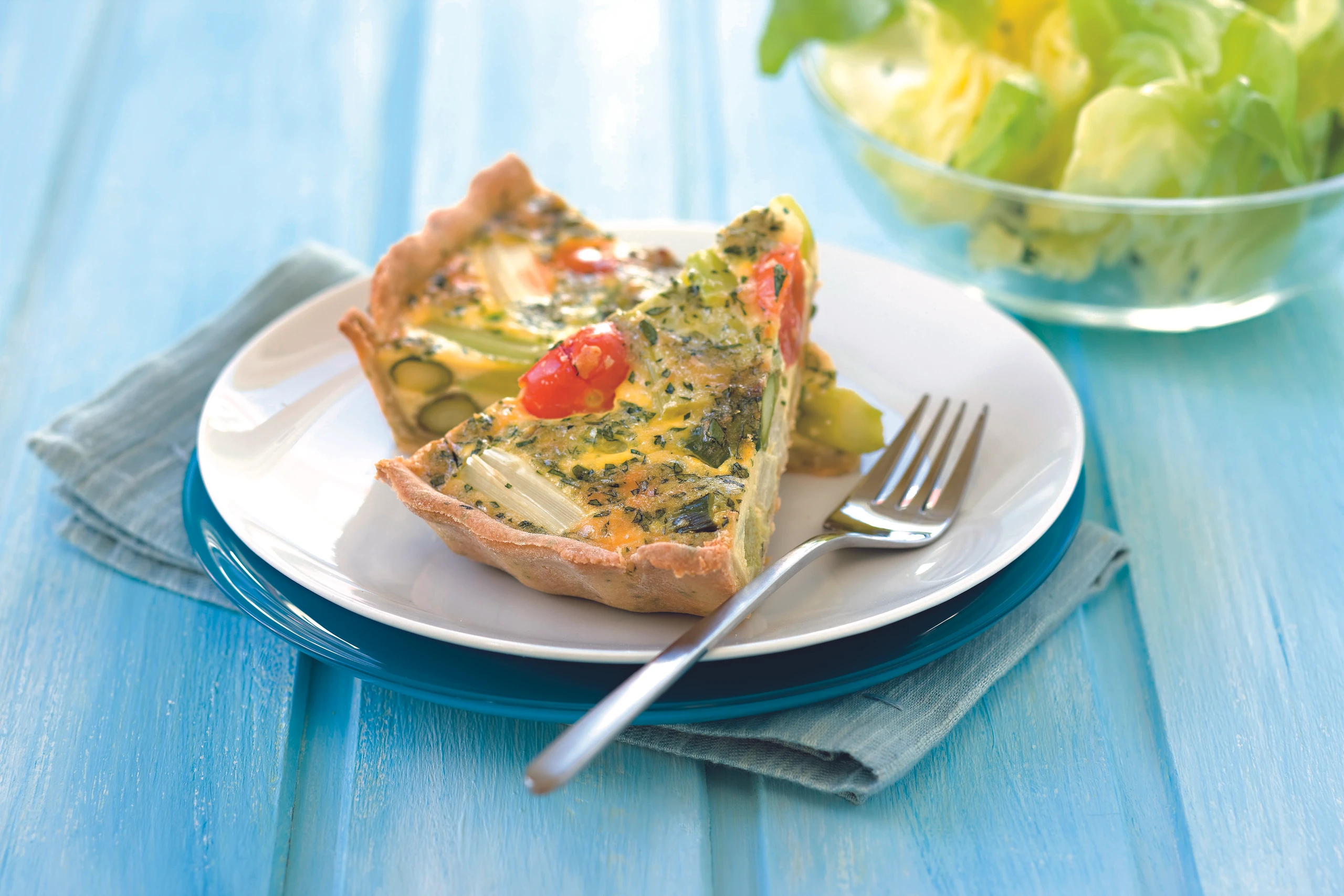 Spargeltarte mit Paradeisern