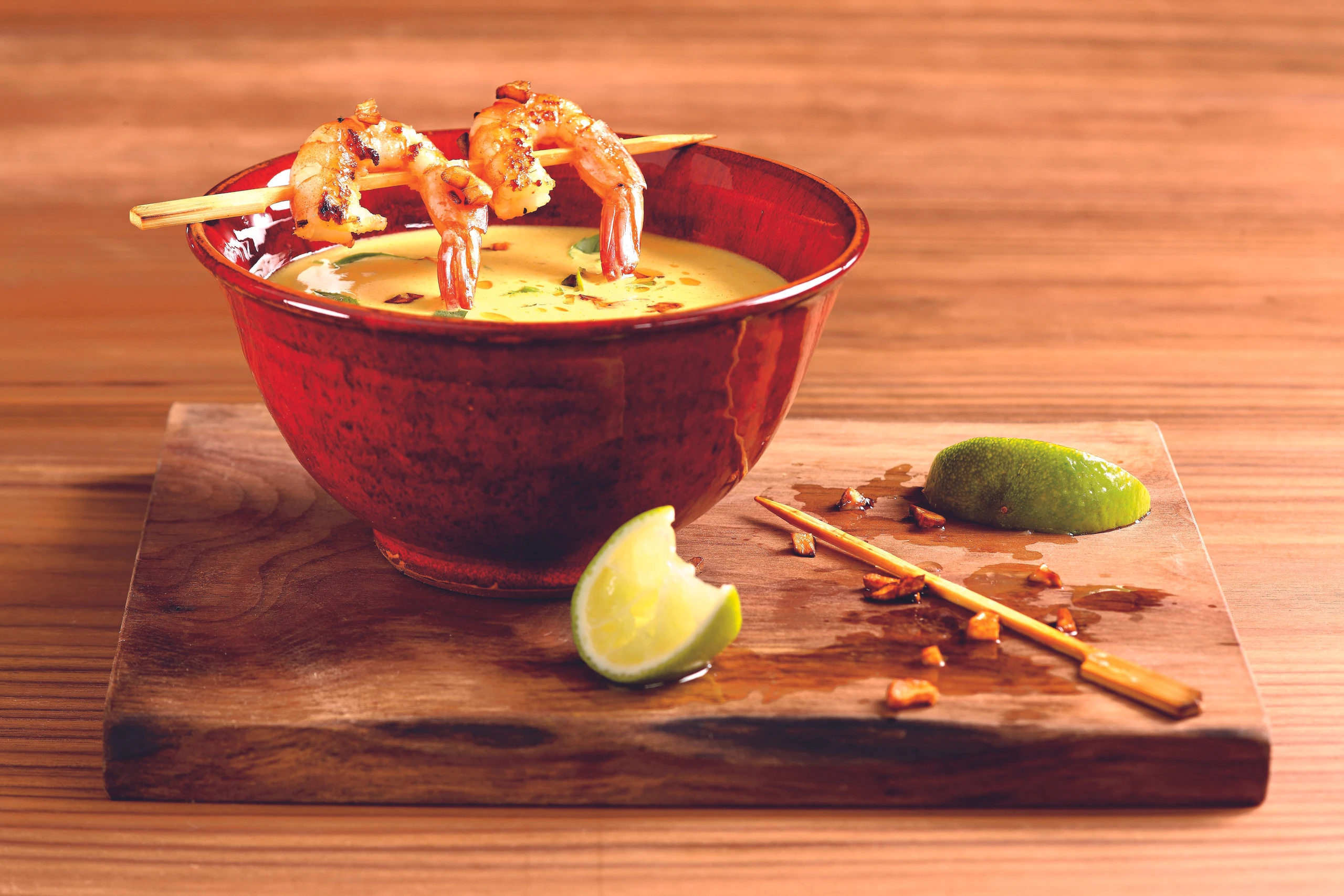 Thai-Suppe mit Garnelen