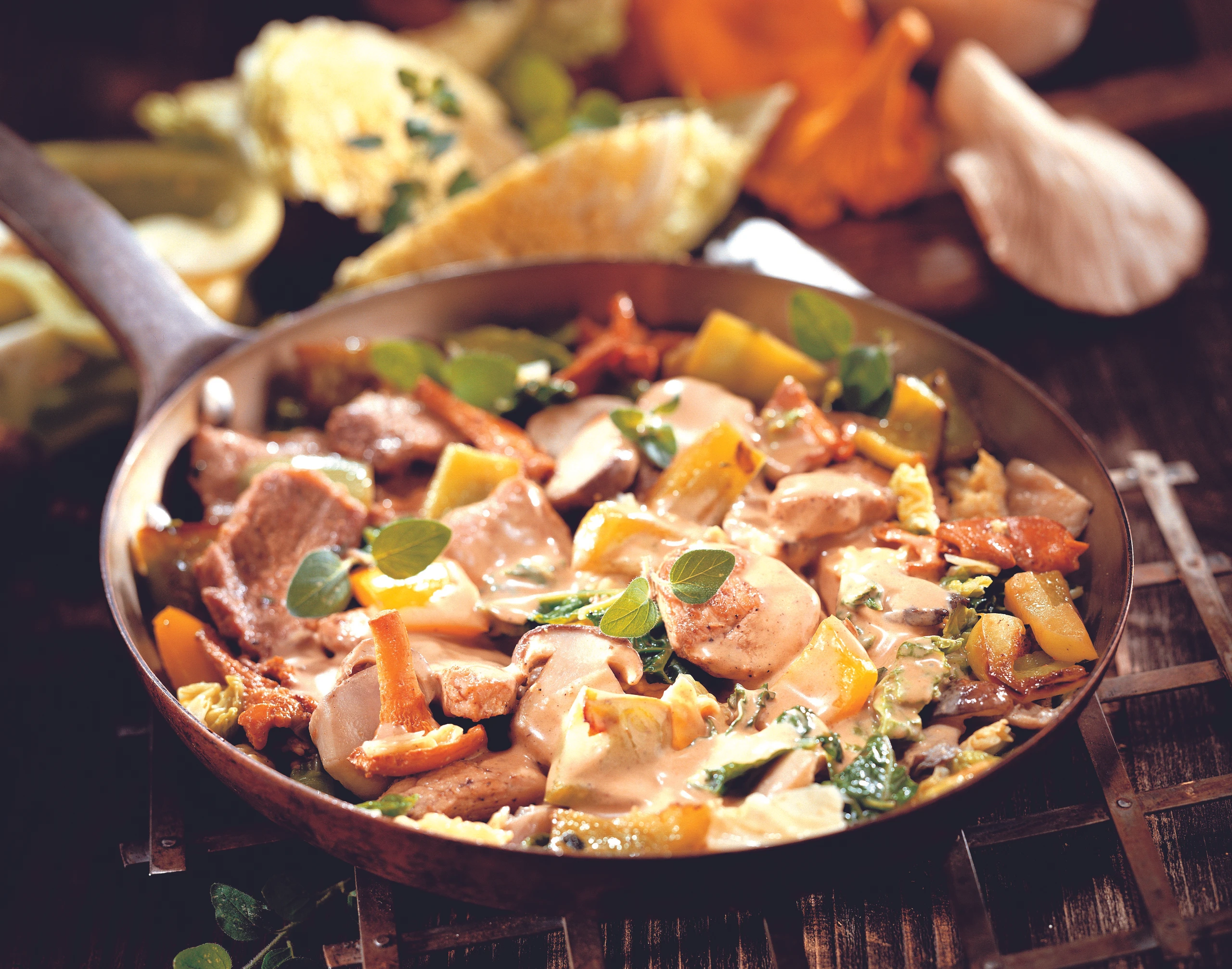 Saftfleisch mit Schwammerln und Gemüse