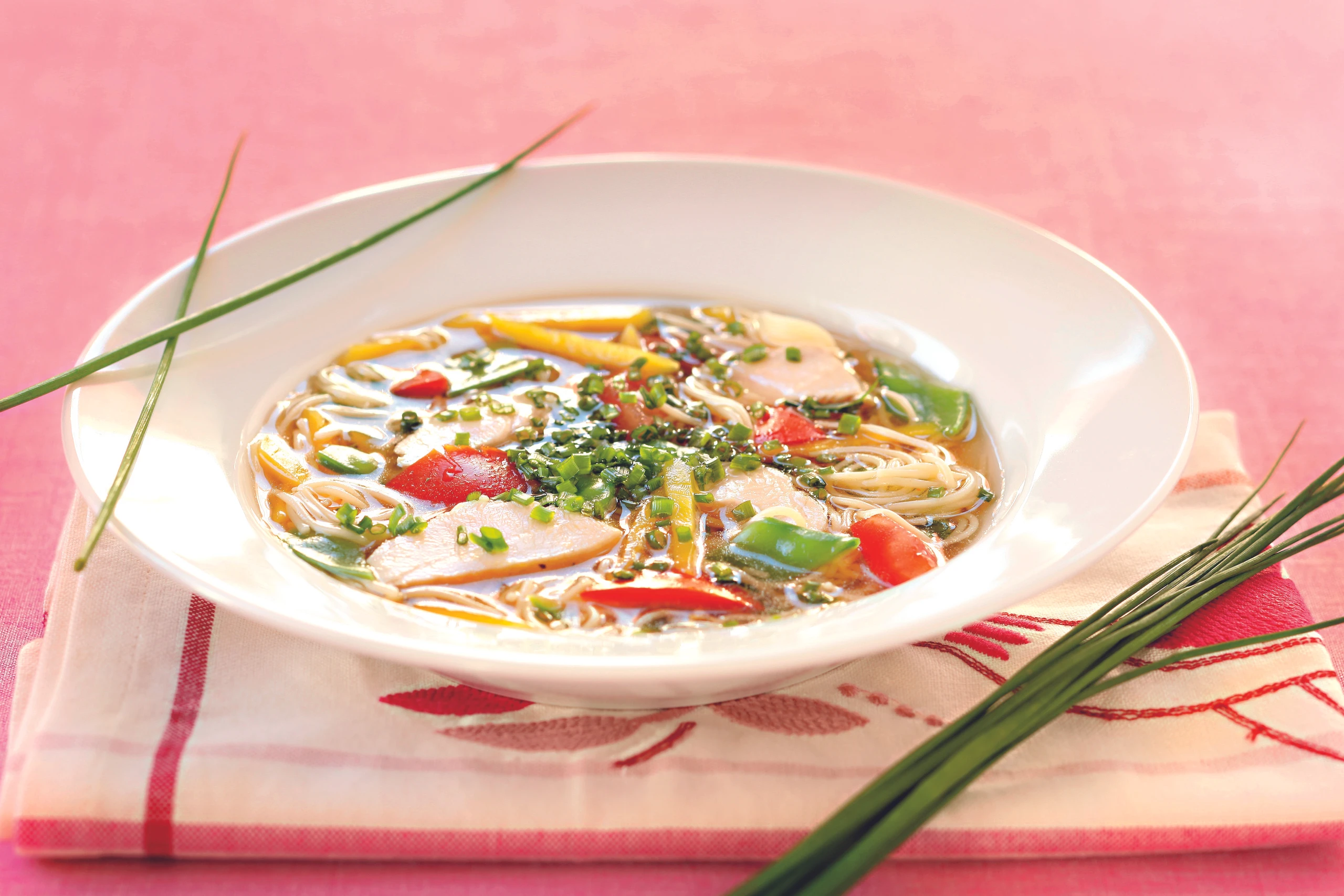 Gemüsesuppe mit Hühnchen