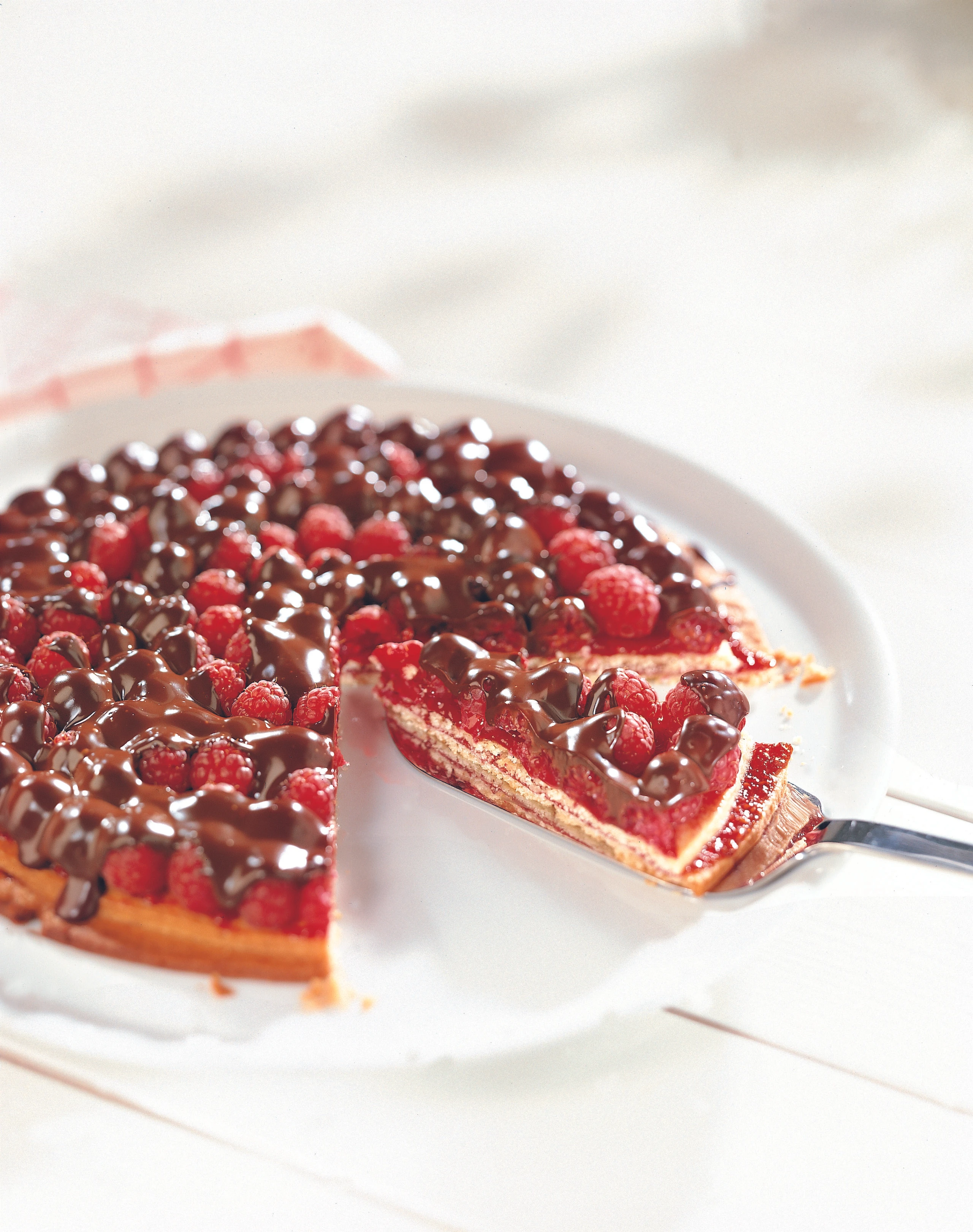 Mürbteigtorte mit Himbeeren