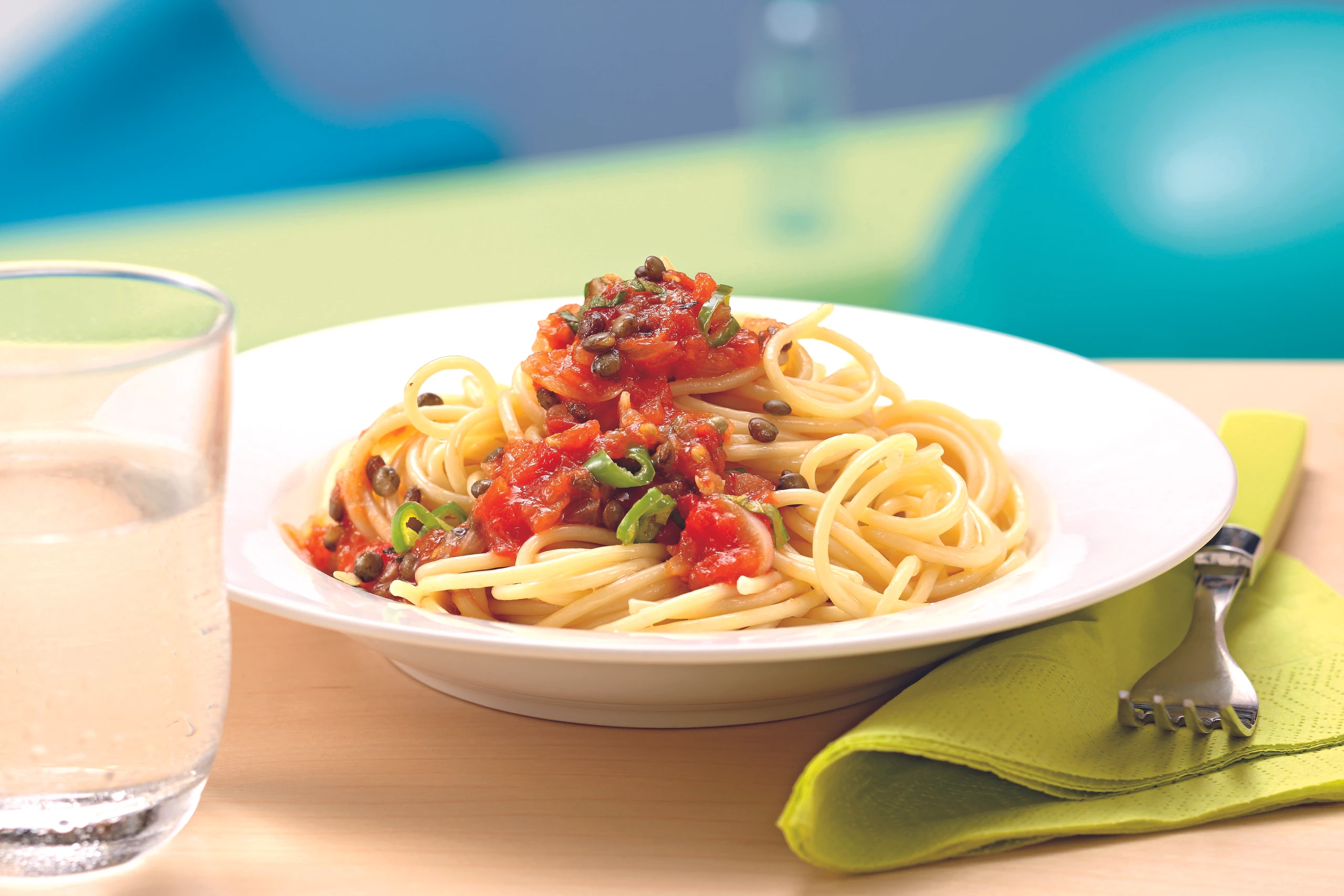 Spaghetti mit Paradeis-Linsen-Sugo