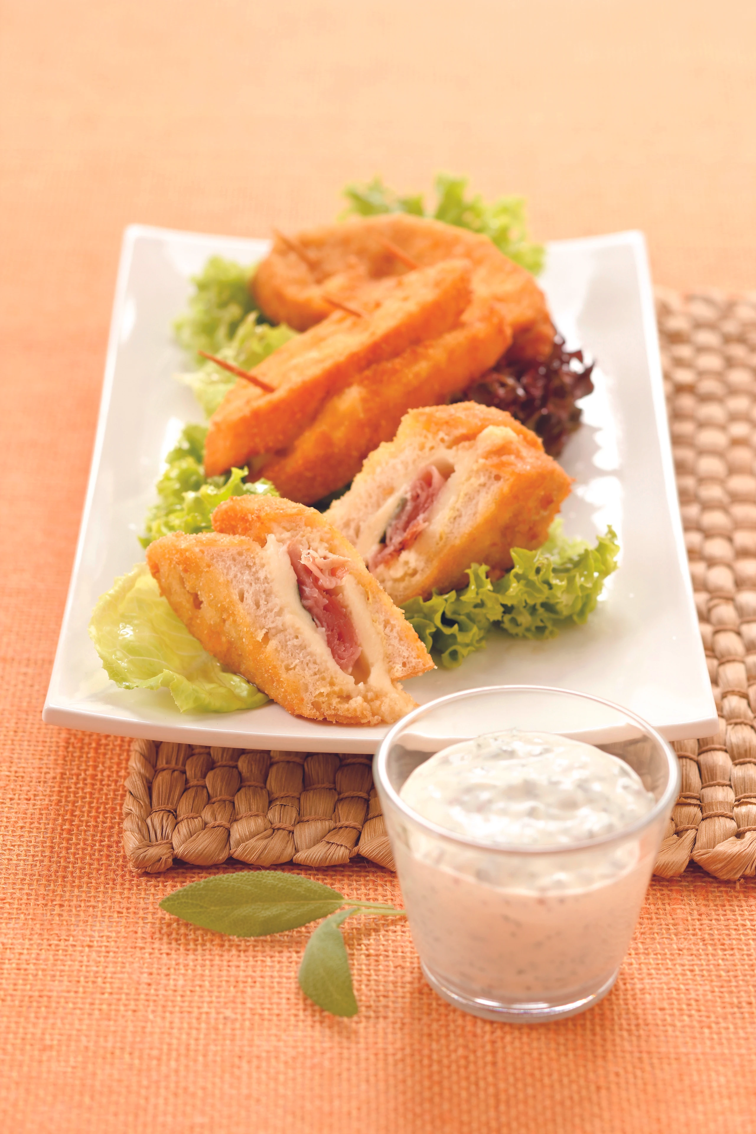 Gebackener Mozzarella mit Sardellensauce