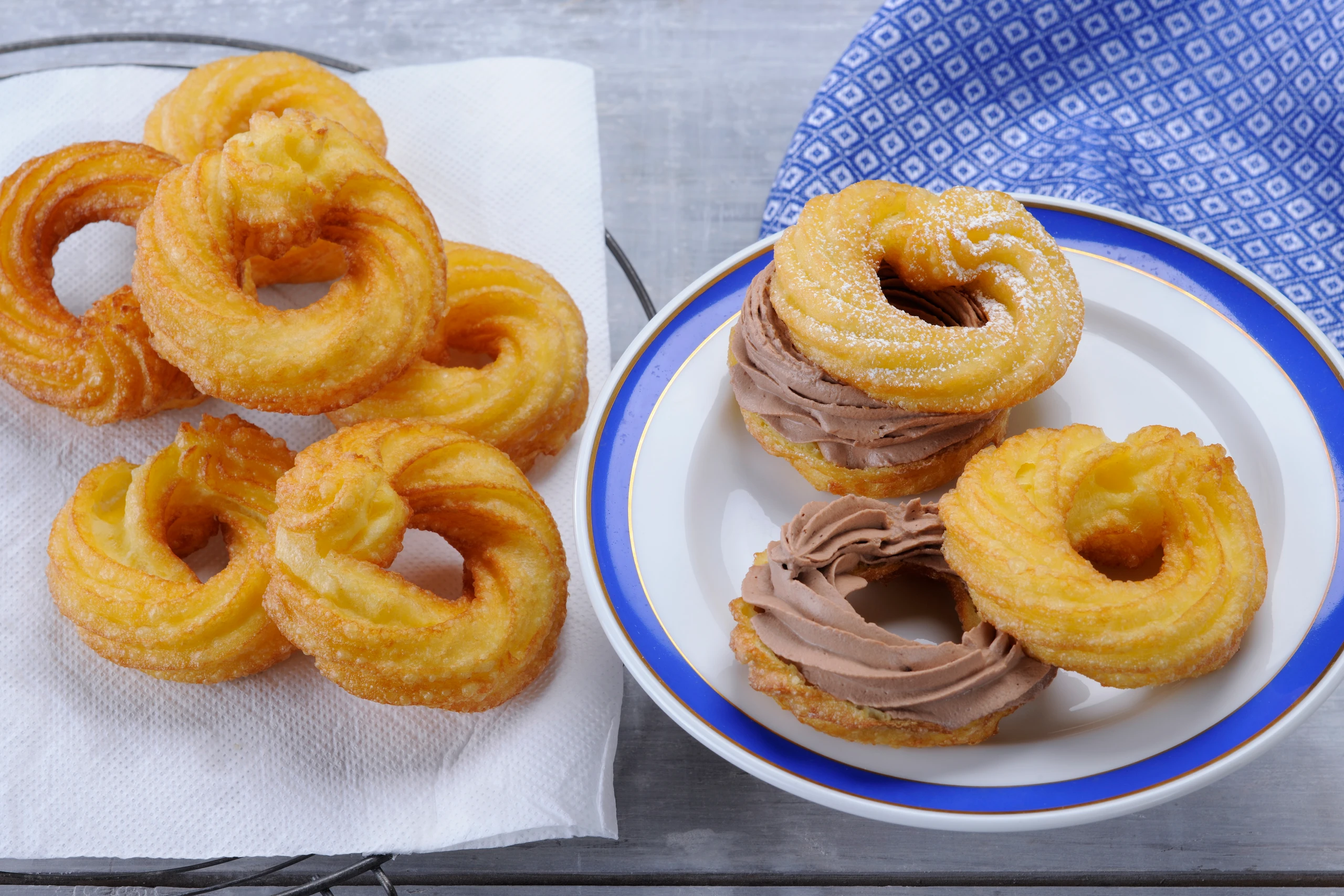 Gefüllte Brandteigringe