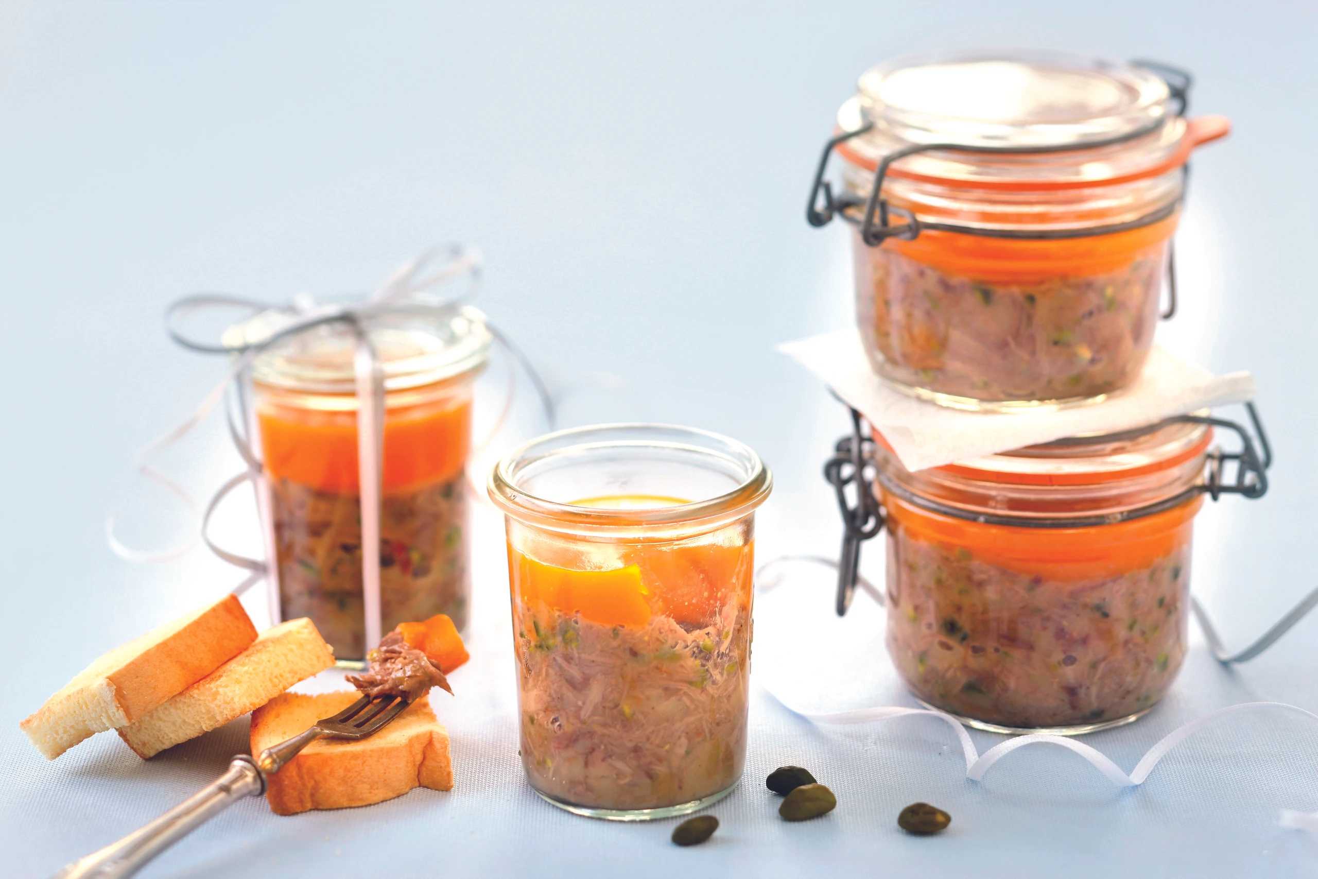 Gewürzenten-Rillettes mit Mango-Gelee