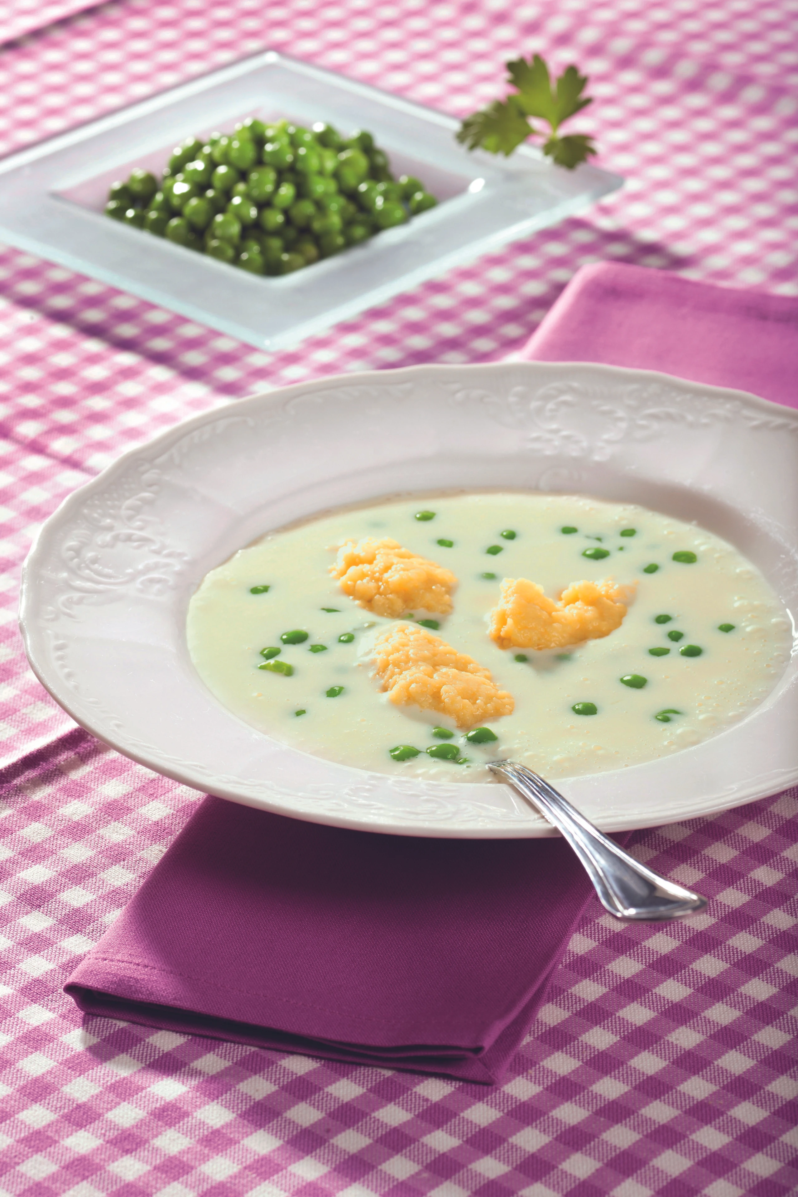 Erbsensuppe mit Butternockerln