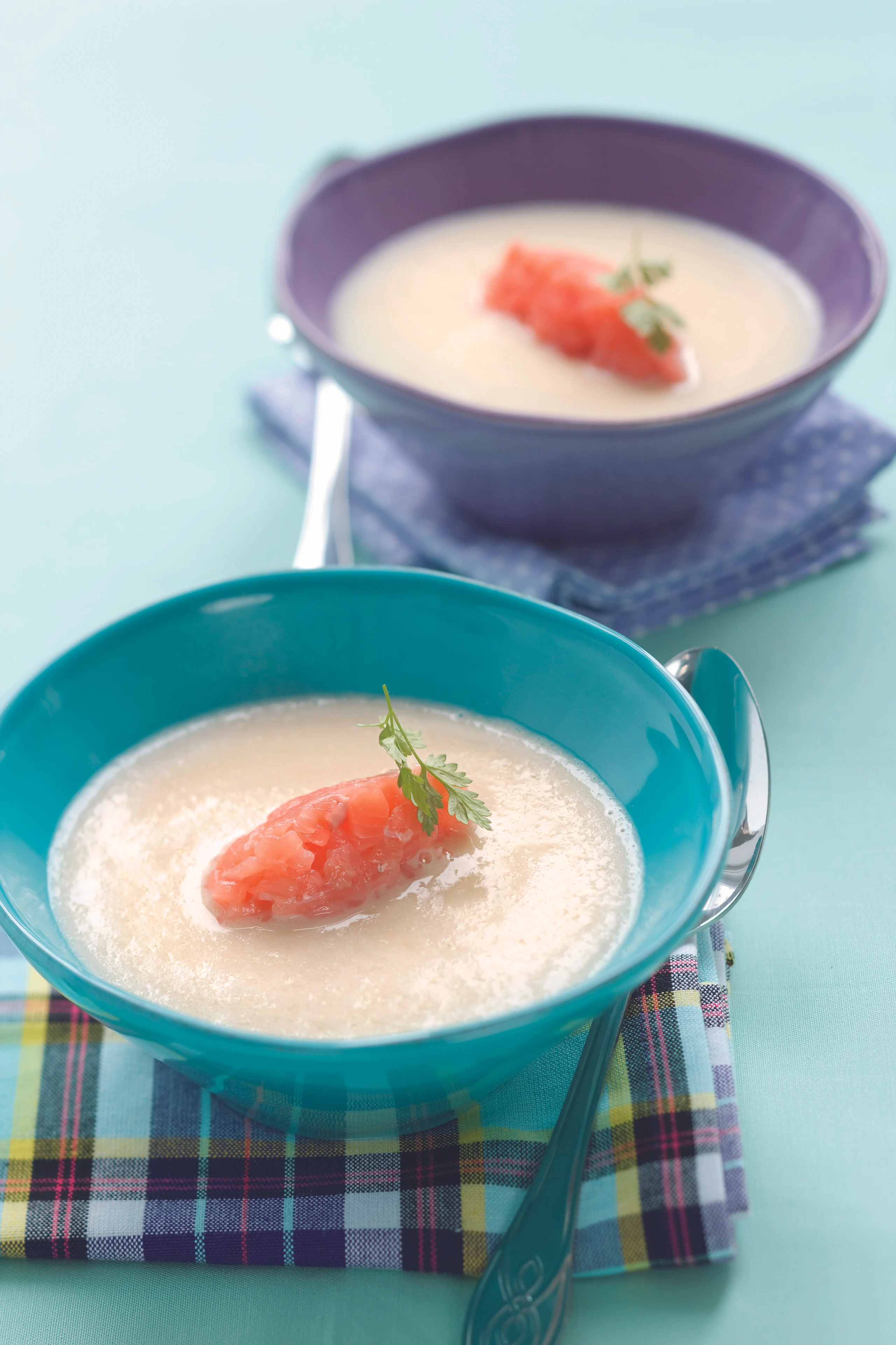 Champagner-Sauerkrautsuppe mit Fischnockerln