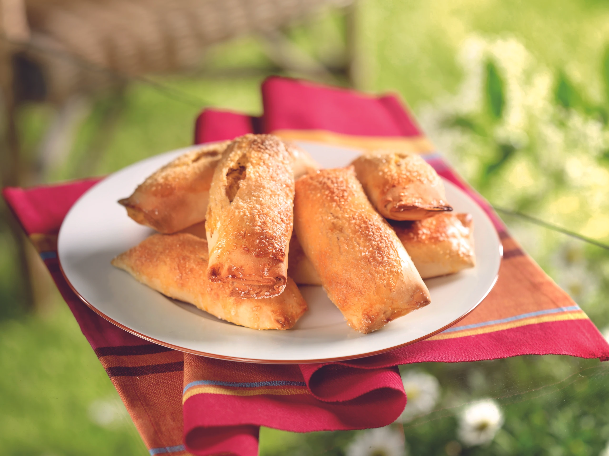 Marillenröllchen mit Tonkabohne