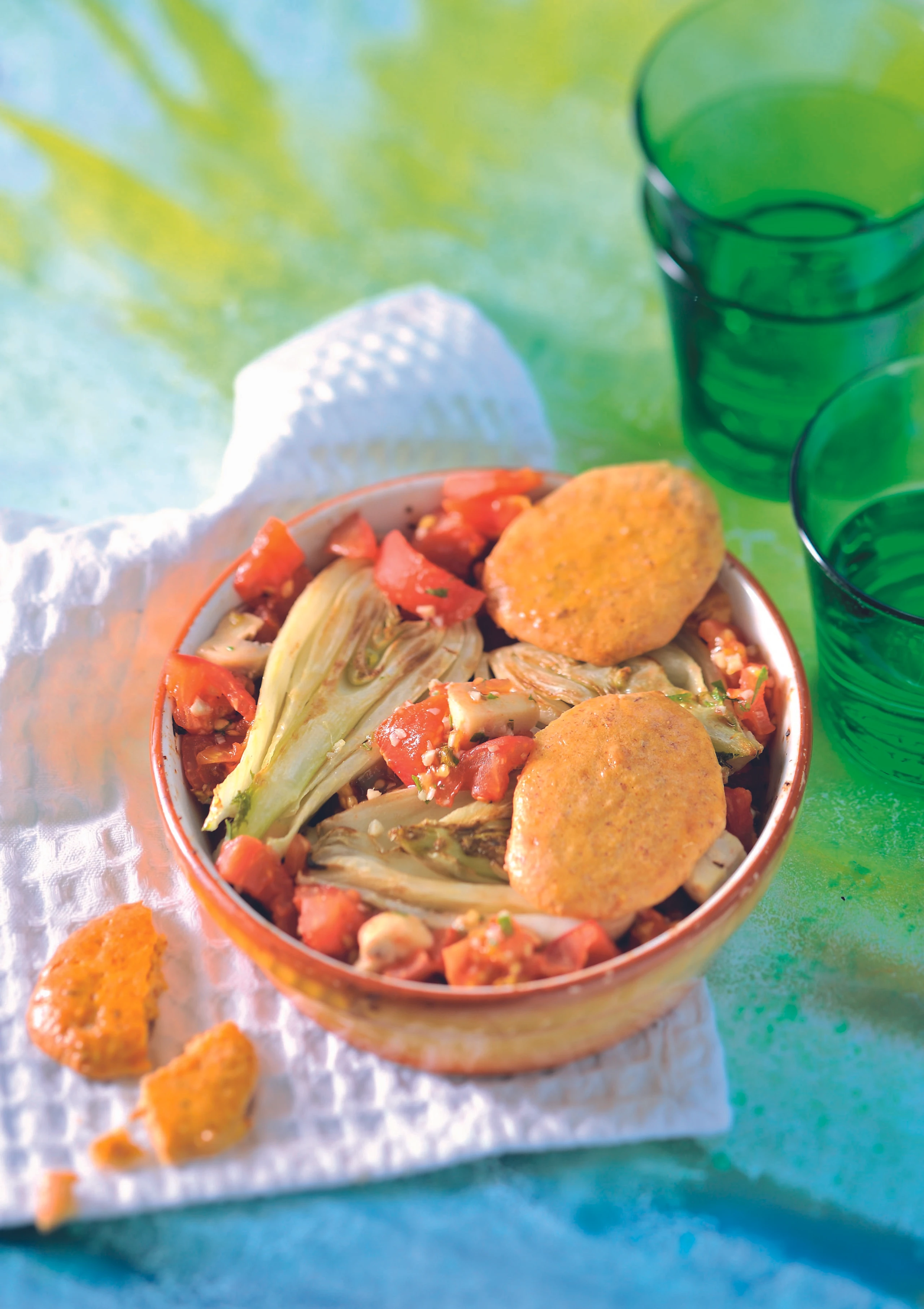 Fenchel-Paradeiser-Pilzgratin mit Mandelplätzchen