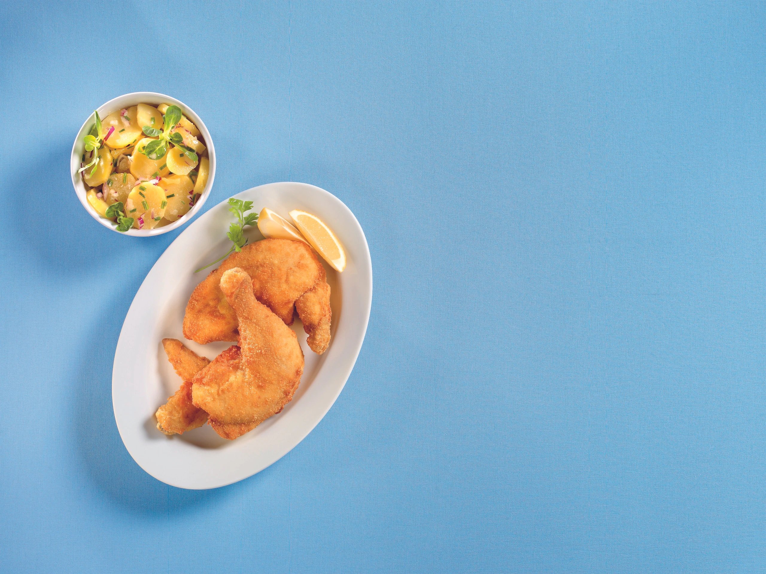 Backhendl mit Erdäpfel-Vogersalat