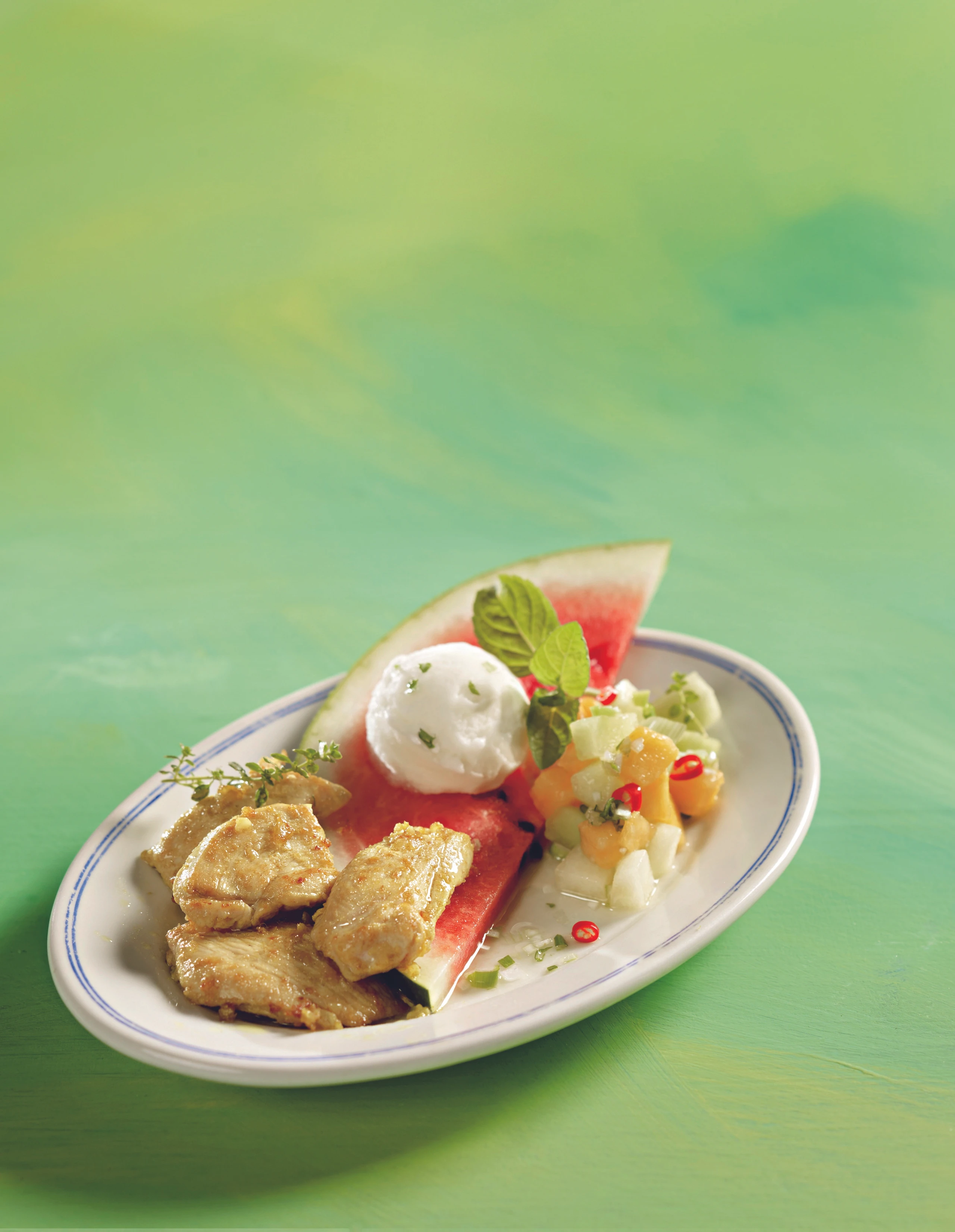 Curry-Huhn mit Melonen-Salsa und Sorbet