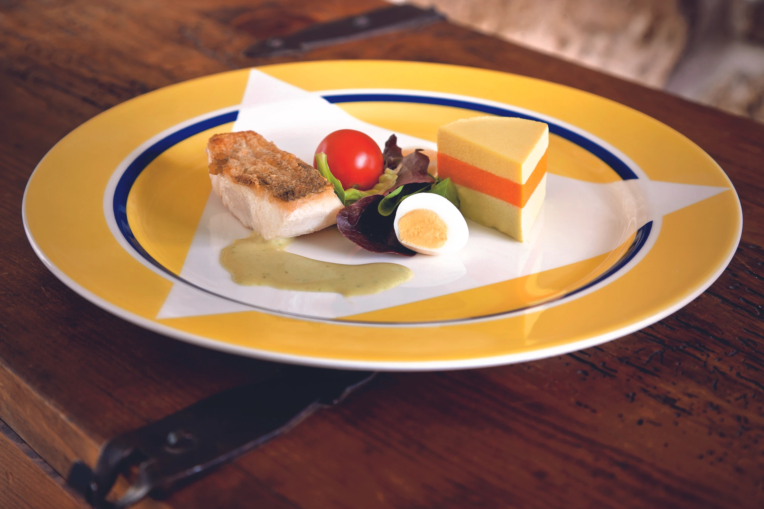 Zander mit Kressesauce und Paprikatörtchen