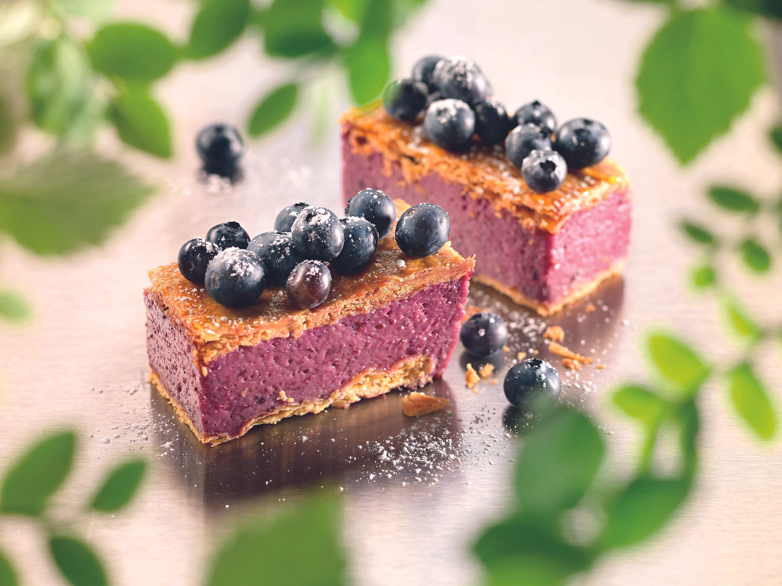 Heidelbeer-Blätterteigschnitte