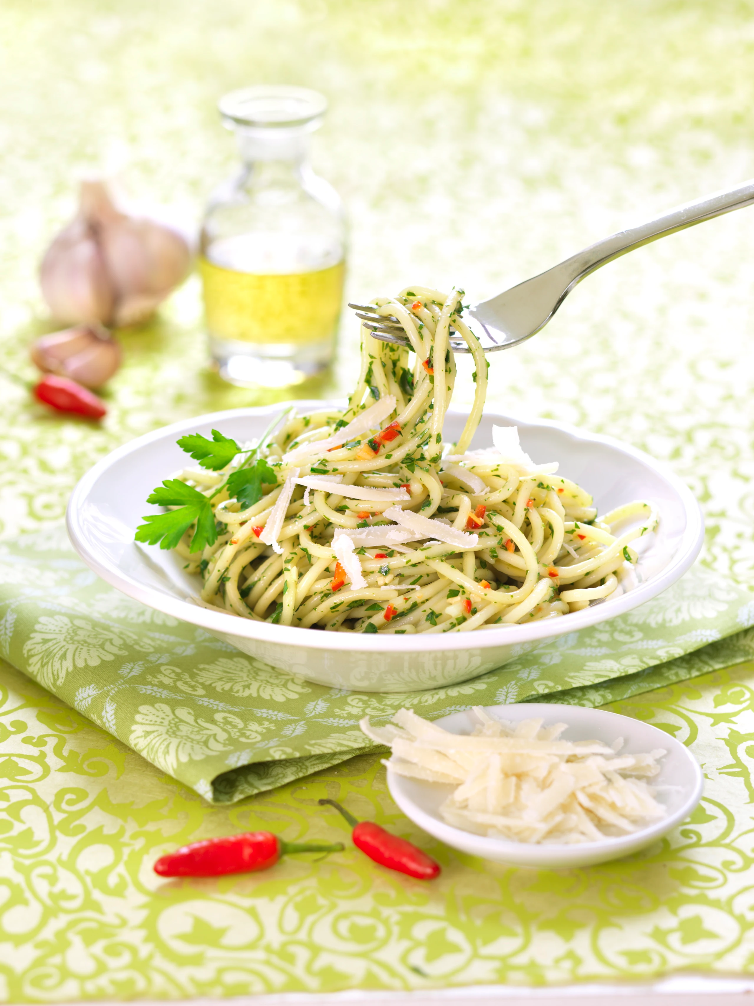 Spaghetti mit Chilis