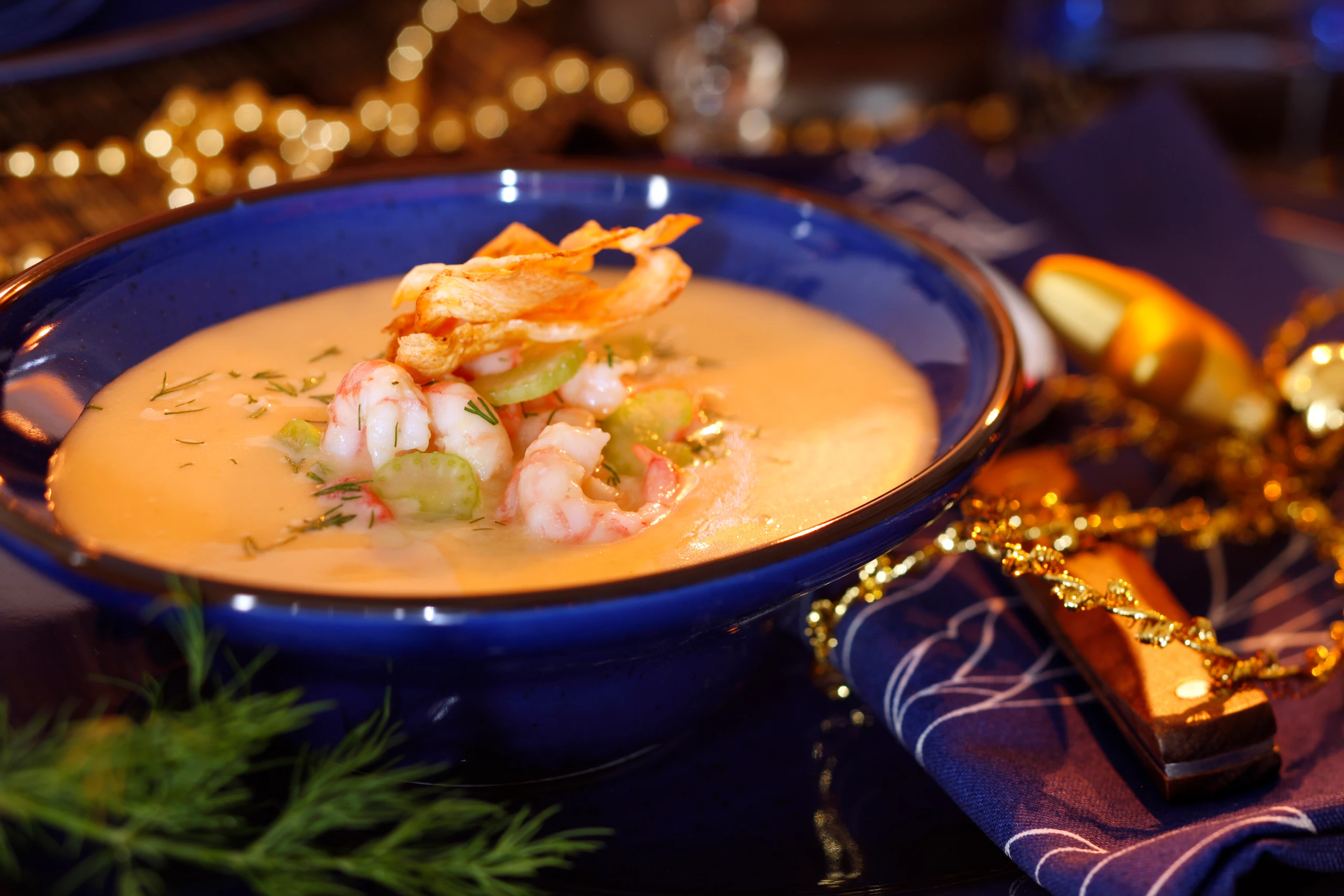 Garnelensuppe mit Knusper-Sellerie