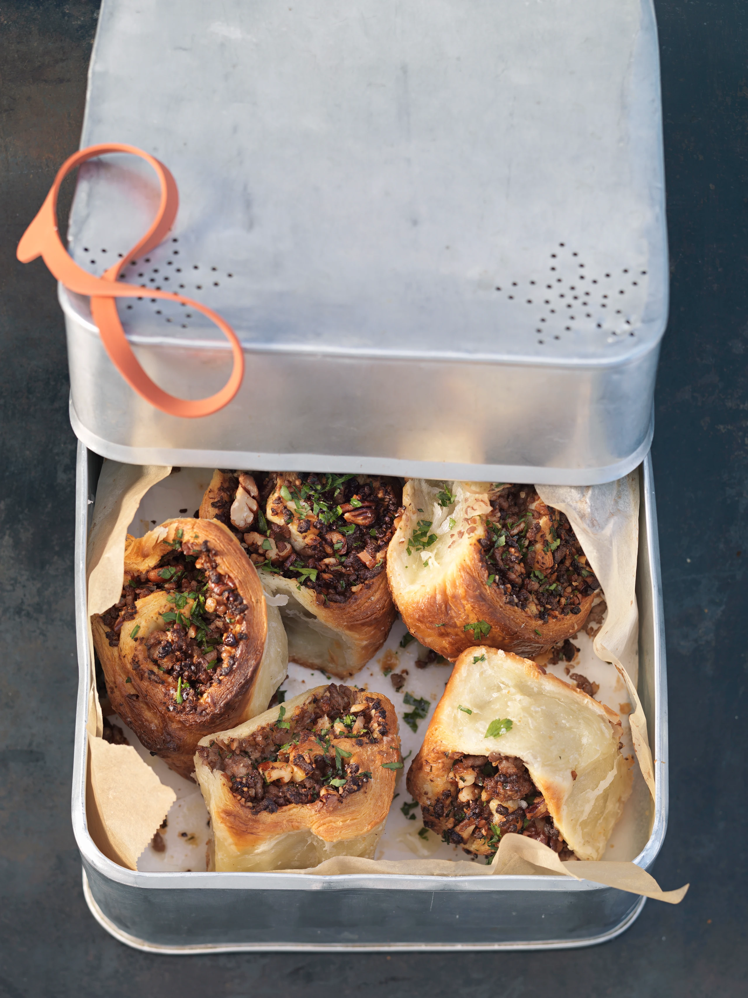 Fleisch-Schnecken mit Pekannuss