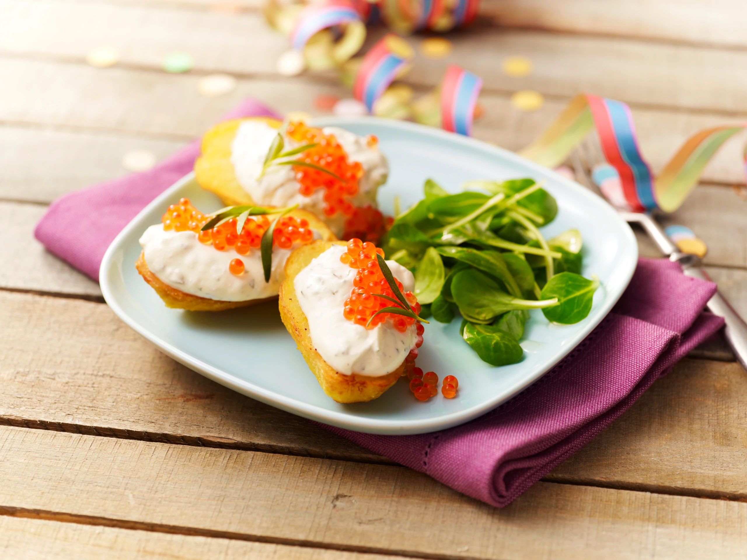 Erdäpfelschiffchen mit Forellenkaviar