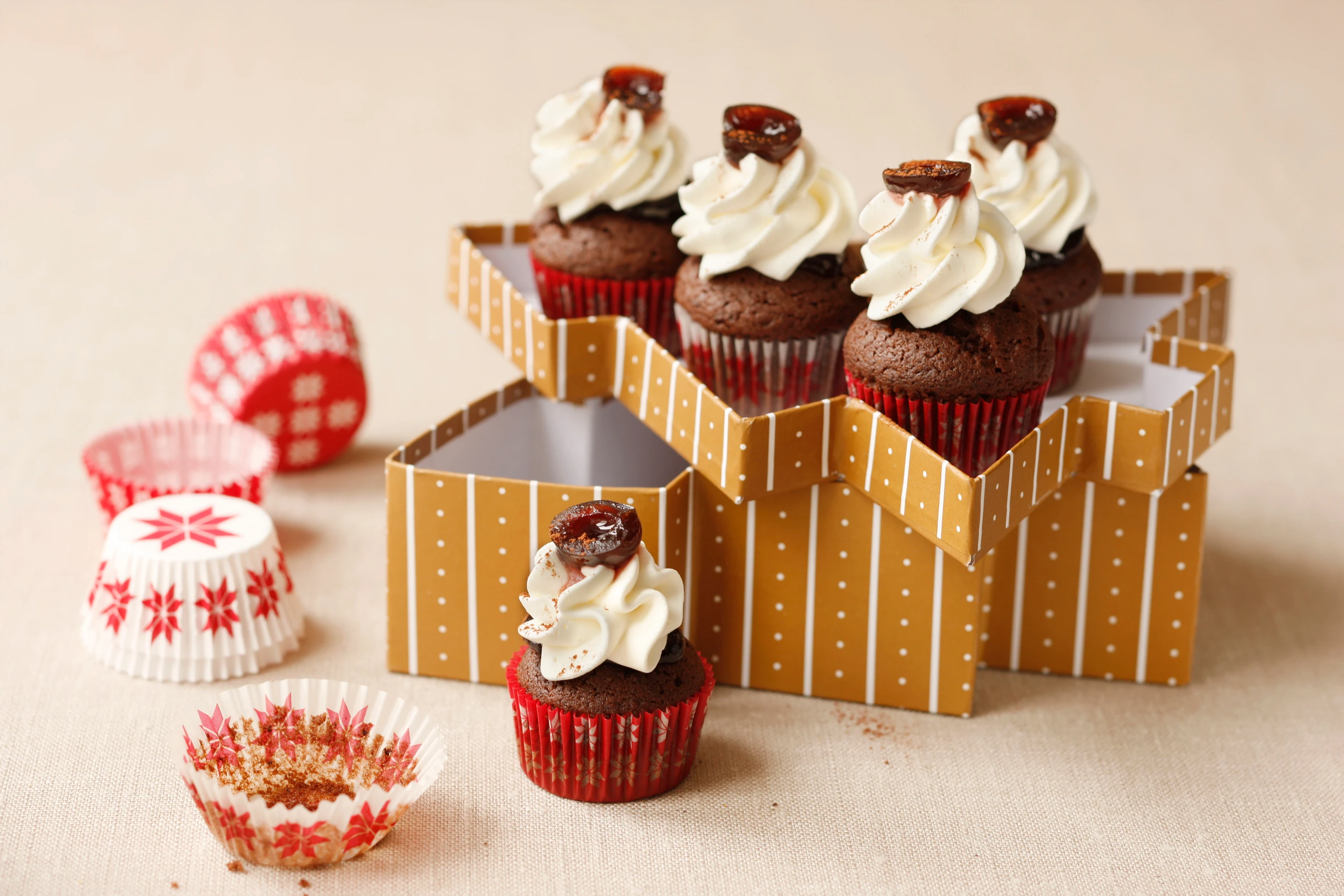 Mini-Cupcakes "Schwarzwälder Kirsch"