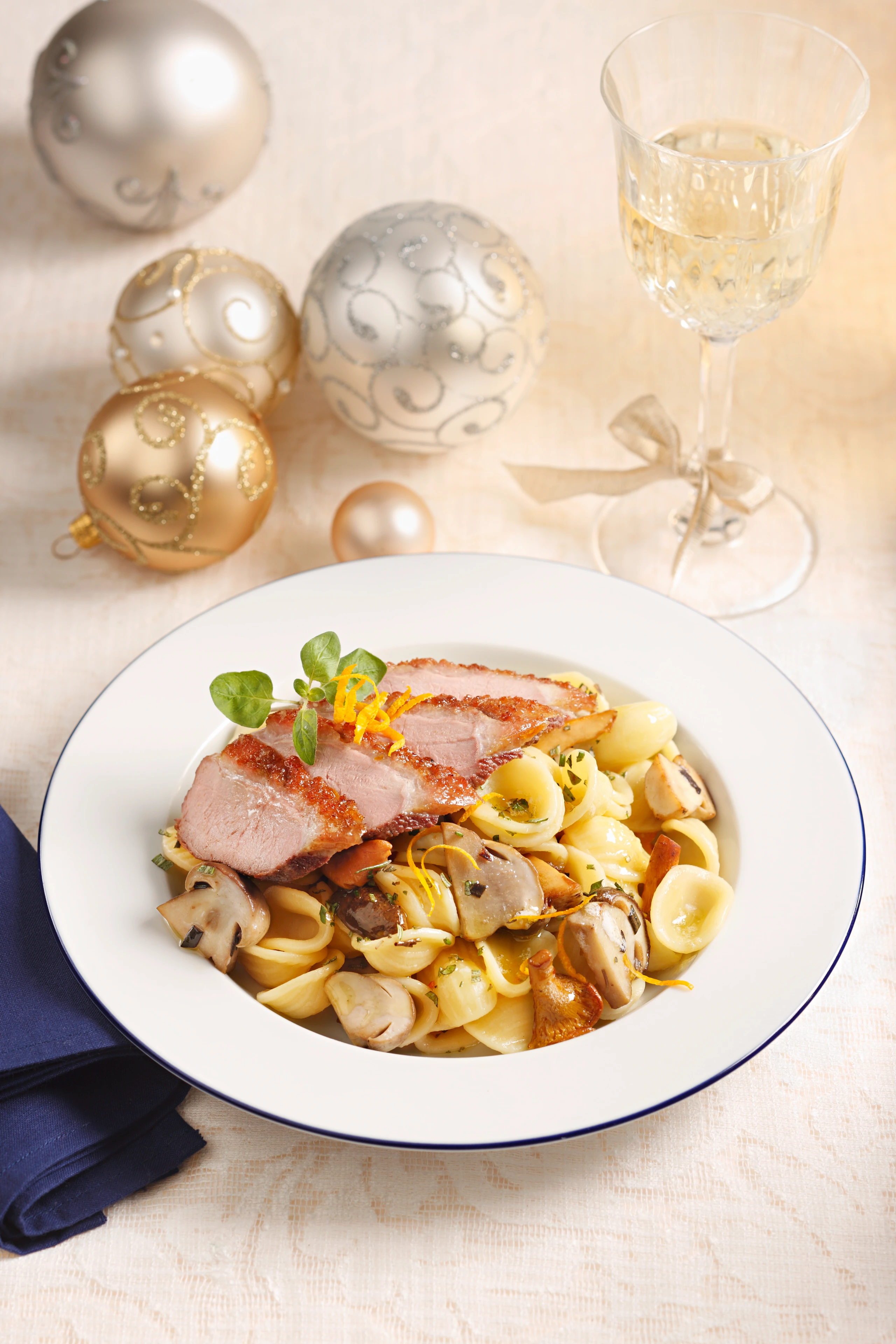 Glasierte Entenbrust auf Pilz-Orecchiette