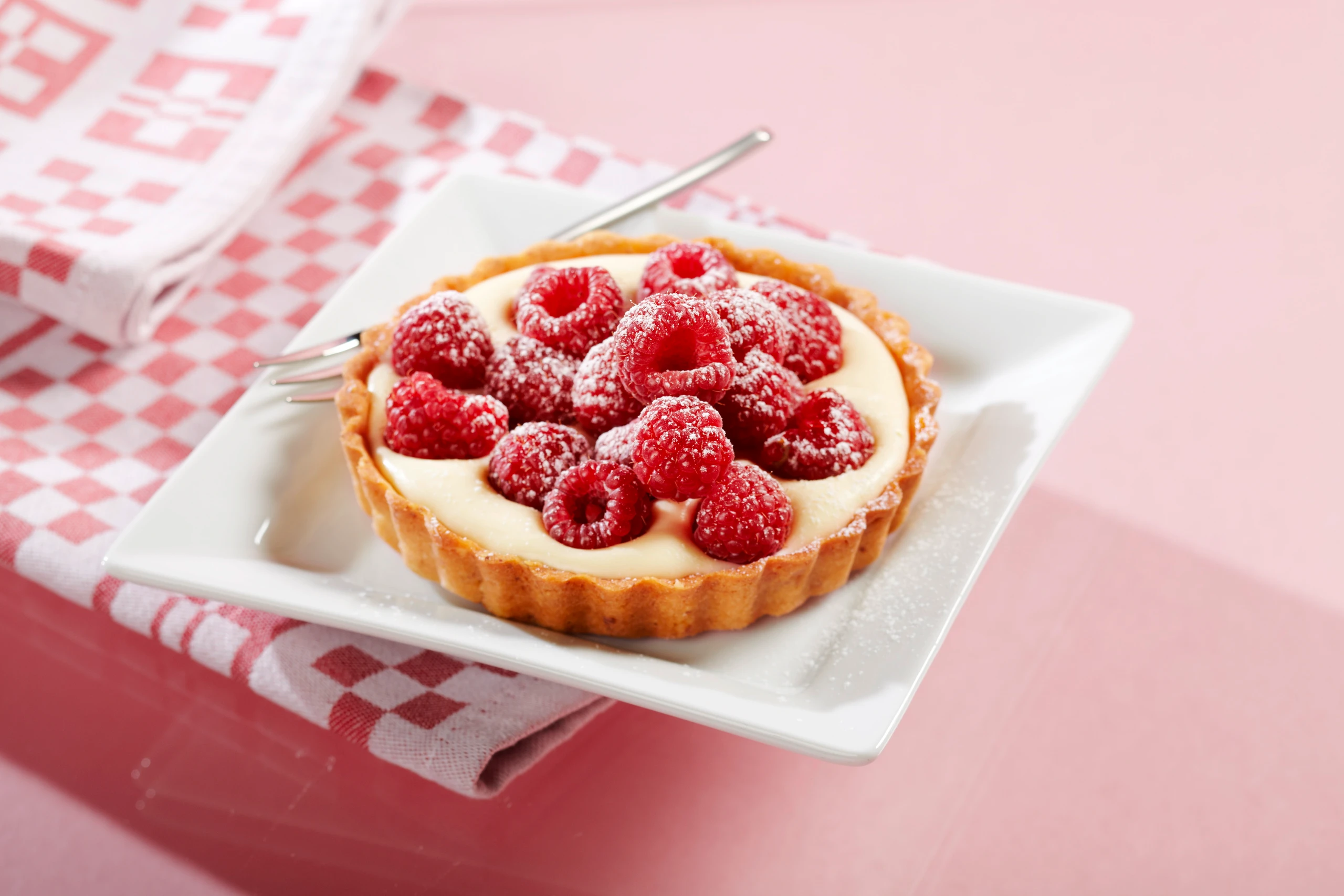 Himbeer-Tartelettes mit Orangen-Note