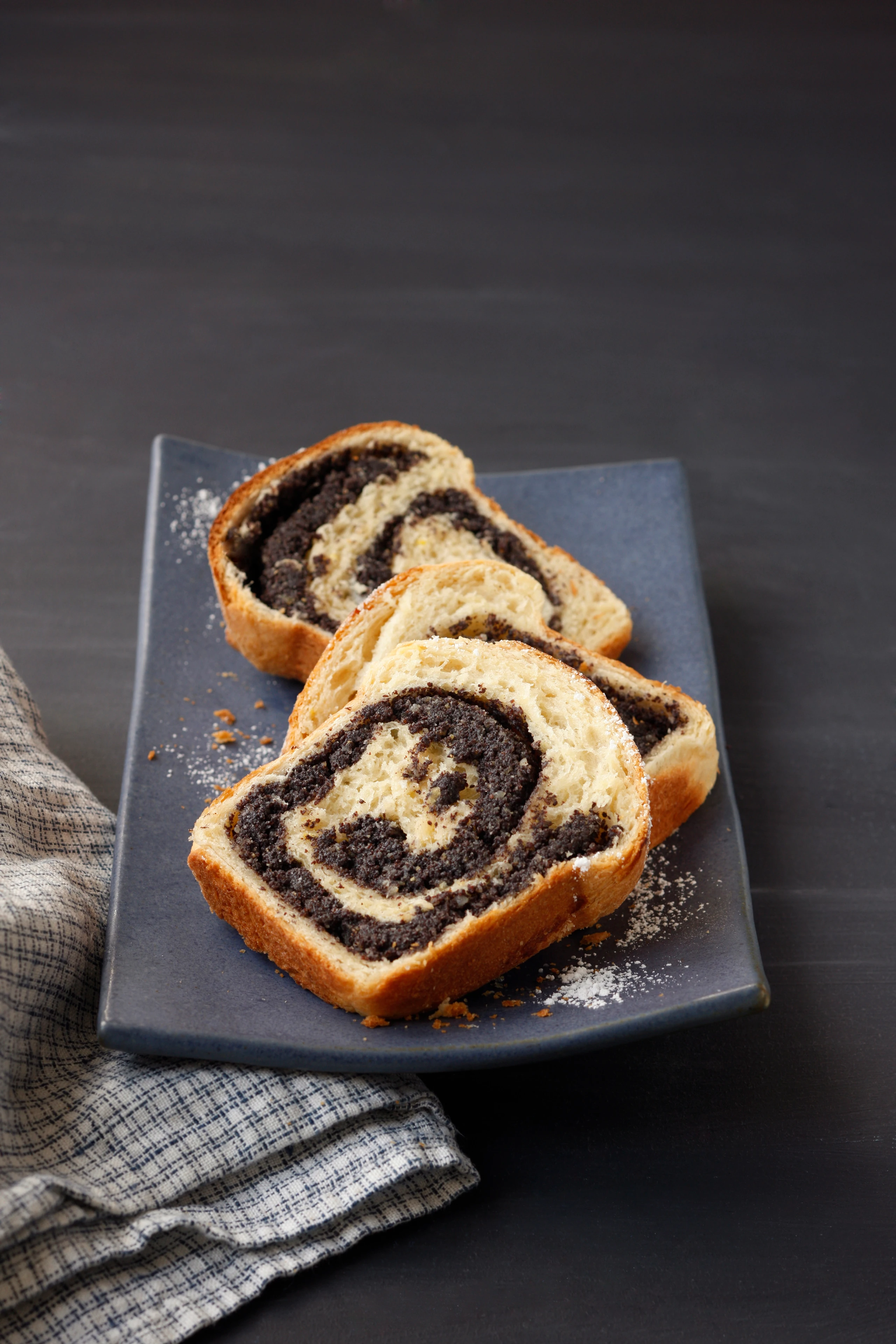 Marzipan-Mohnstrudel