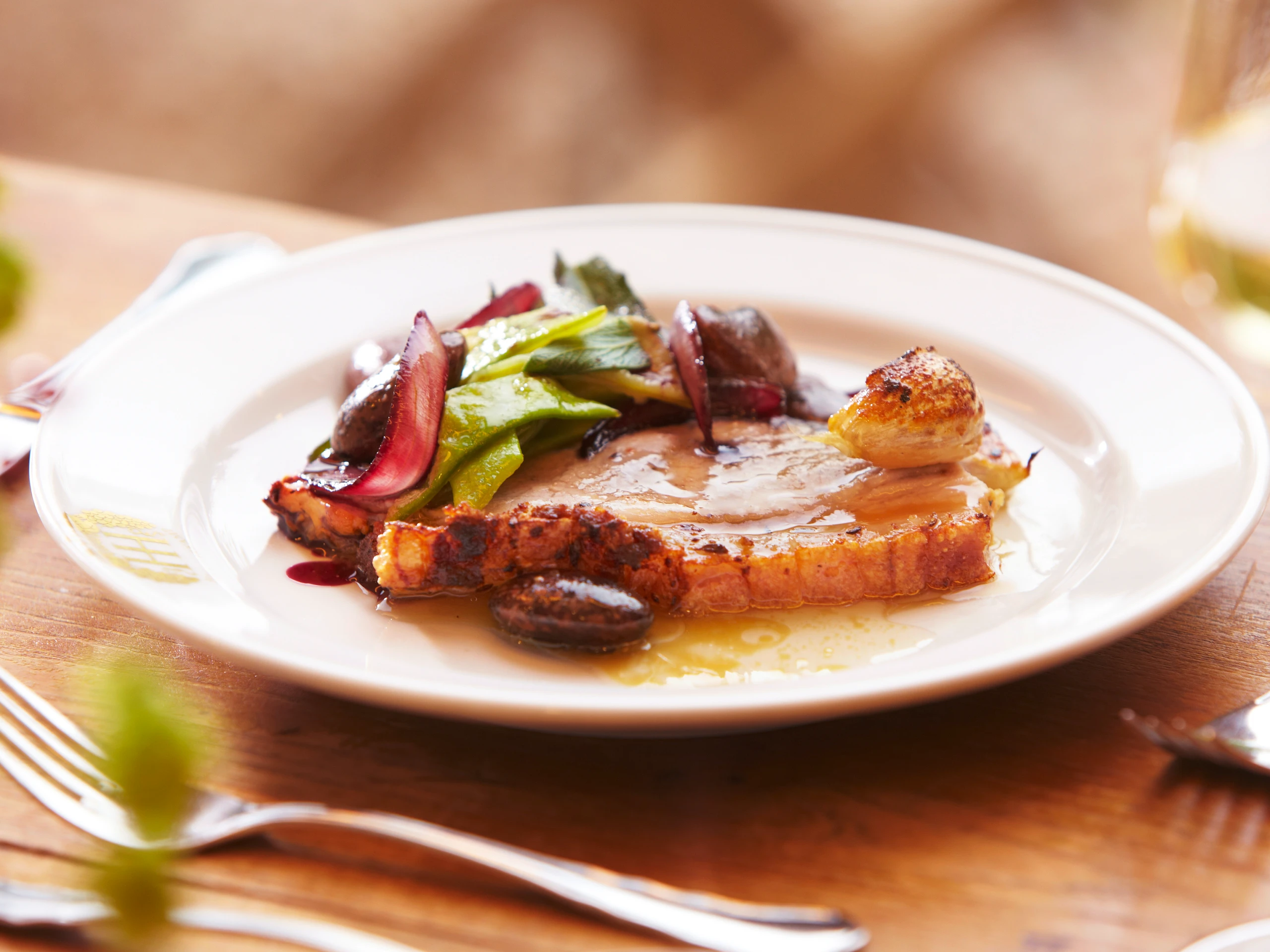 Schweinsbraten mit Käferbohnen